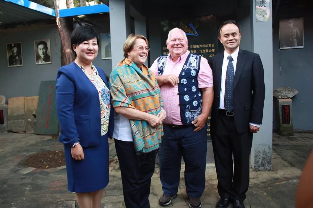 11-6.jpg 服务涵盖昆明无人机培训、昆明保安服务、昆明物业服务、昆明宠物医疗美容、昆明职业技能培训服务、昆明广告策划、昆明安防监控。