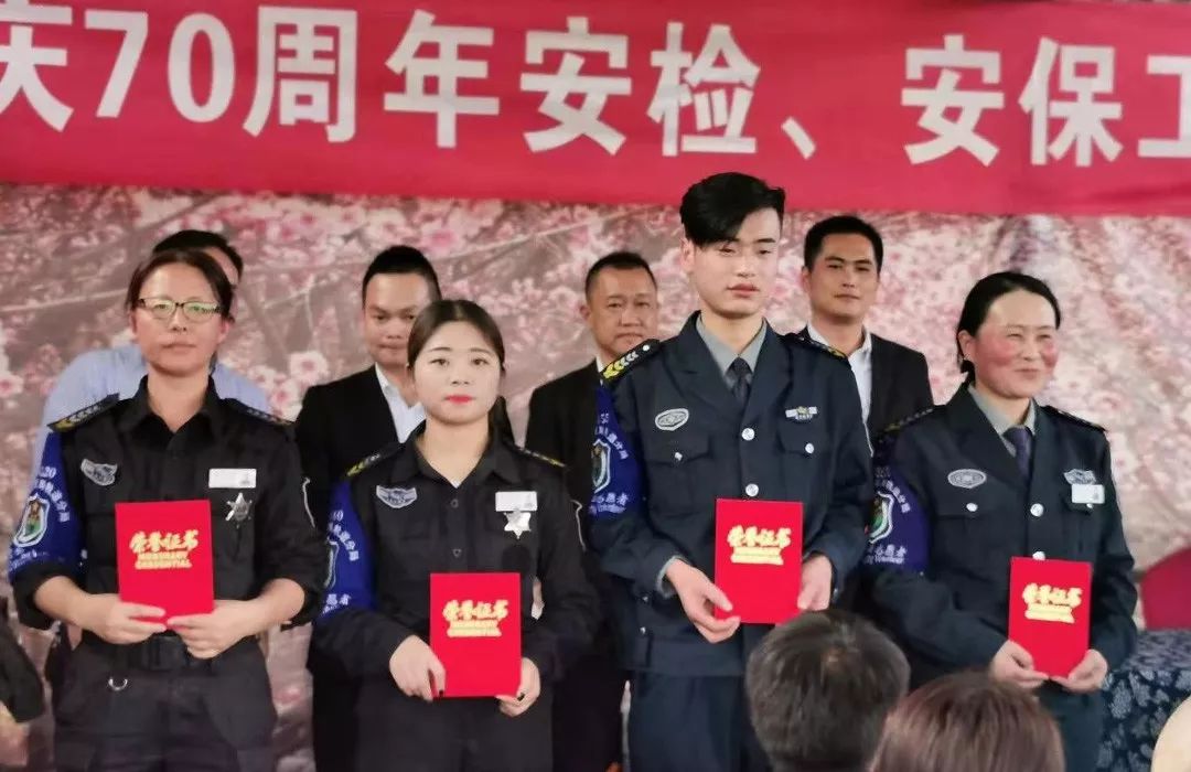 服务涵盖昆明无人机培训、昆明保安服务、昆明物业服务、昆明宠物医疗美容、昆明职业技能培训服务、昆明广告策划、昆明安防监控。