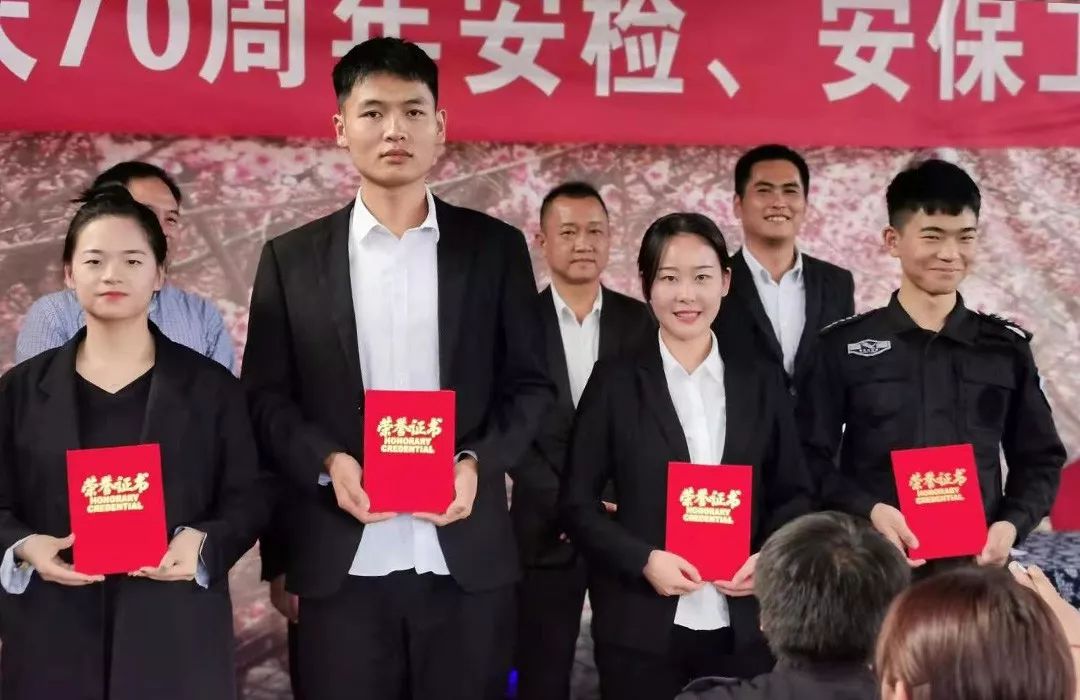 服务涵盖昆明无人机培训、昆明保安服务、昆明物业服务、昆明宠物医疗美容、昆明职业技能培训服务、昆明广告策划、昆明安防监控。