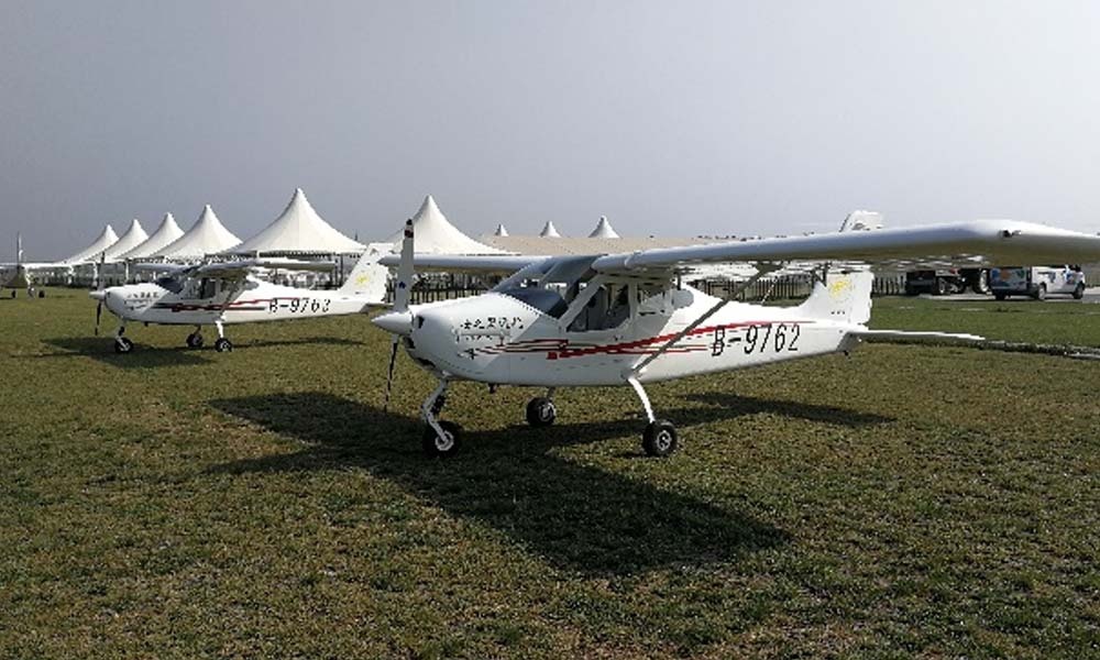 服务涵盖昆明无人机培训、昆明保安服务、昆明物业服务、昆明宠物医疗美容、昆明职业技能培训服务、昆明广告策划、昆明安防监控。