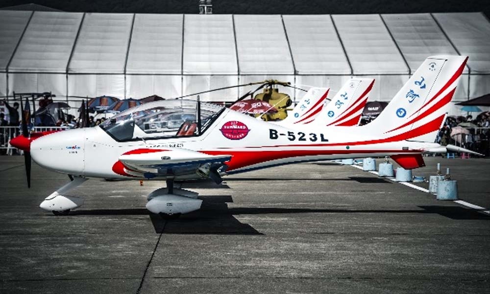 服务涵盖昆明无人机培训、昆明保安服务、昆明物业服务、昆明宠物医疗美容、昆明职业技能培训服务、昆明广告策划、昆明安防监控。