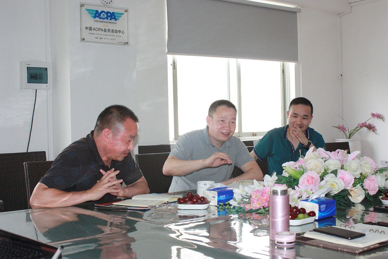 服务涵盖昆明无人机培训、昆明保安服务、昆明物业服务、昆明宠物医疗美容、昆明职业技能培训服务、昆明广告策划、昆明安防监控。