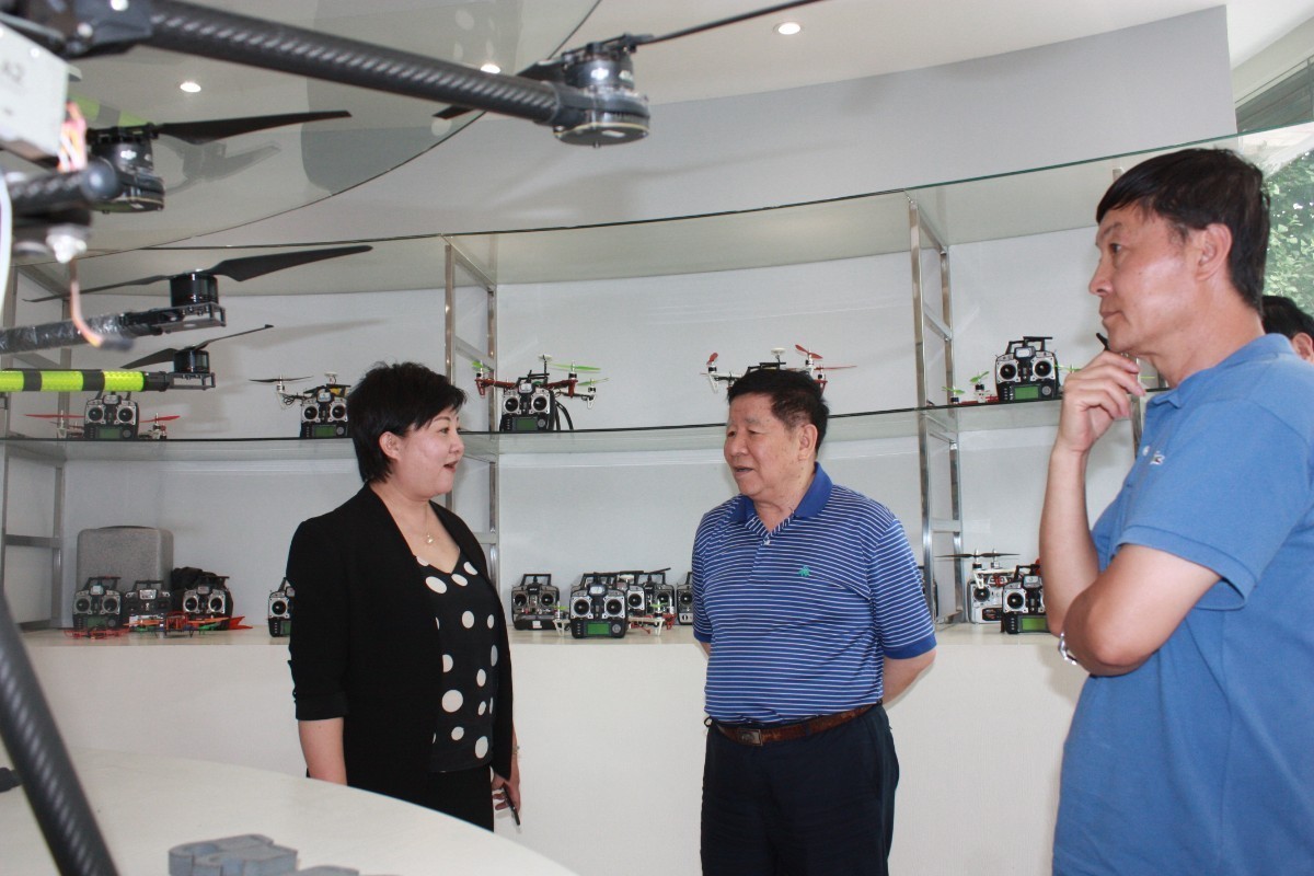 服务涵盖昆明无人机培训、昆明保安服务、昆明物业服务、昆明宠物医疗美容、昆明职业技能培训服务、昆明广告策划、昆明安防监控。