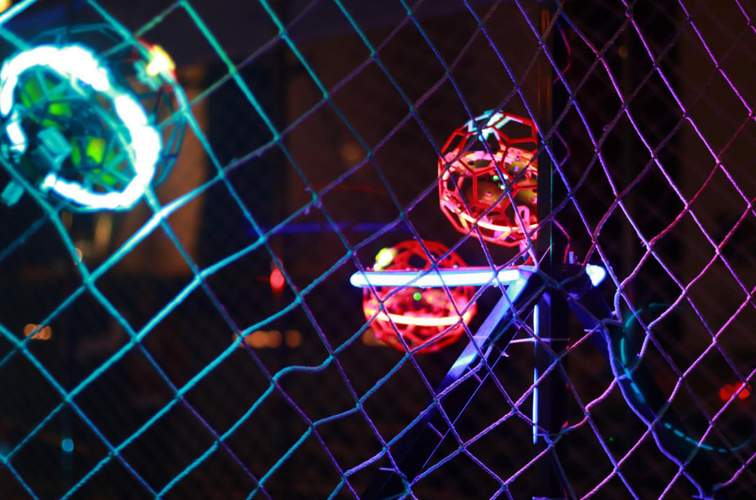 06.png 服务涵盖昆明无人机培训、昆明保安服务、昆明物业服务、昆明宠物医疗美容、昆明职业技能培训服务、昆明广告策划、昆明安防监控。