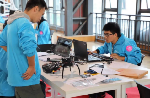 服务涵盖昆明无人机培训、昆明保安服务、昆明物业服务、昆明宠物医疗美容、昆明职业技能培训服务、昆明广告策划、昆明安防监控。