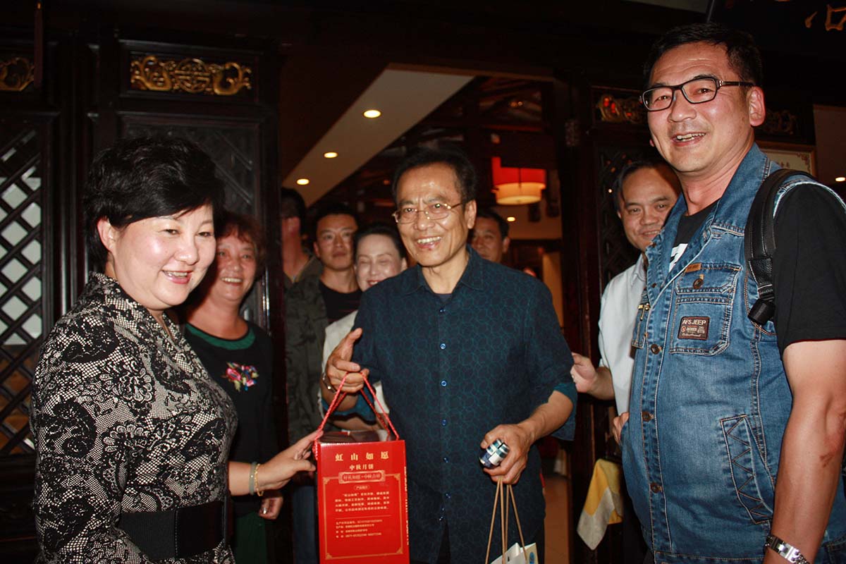 1618823373428868.jpg 05.jpg