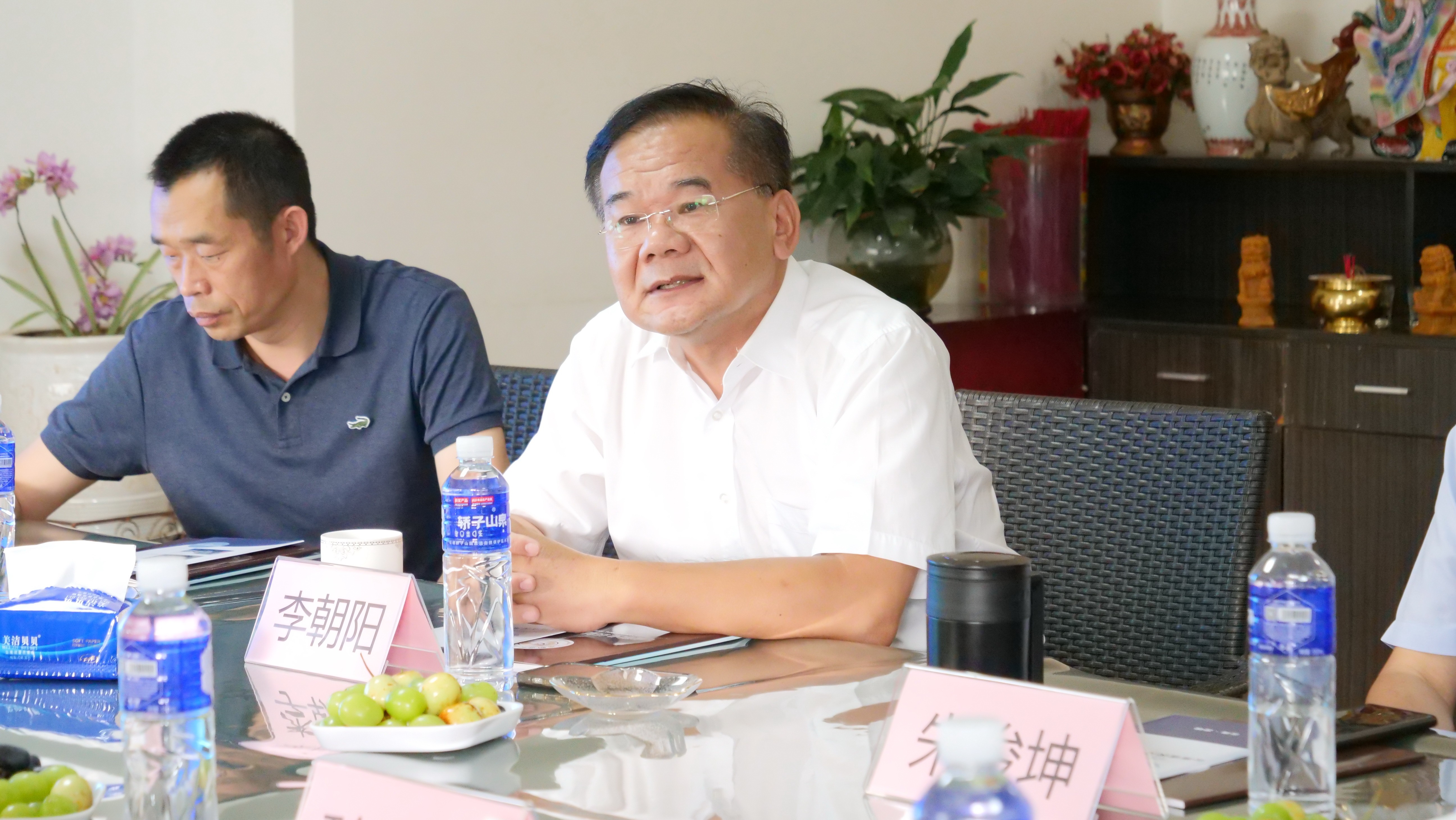 服务涵盖昆明无人机培训、昆明保安服务、昆明物业服务、昆明宠物医疗美容、昆明职业技能培训服务、昆明广告策划、昆明安防监控。