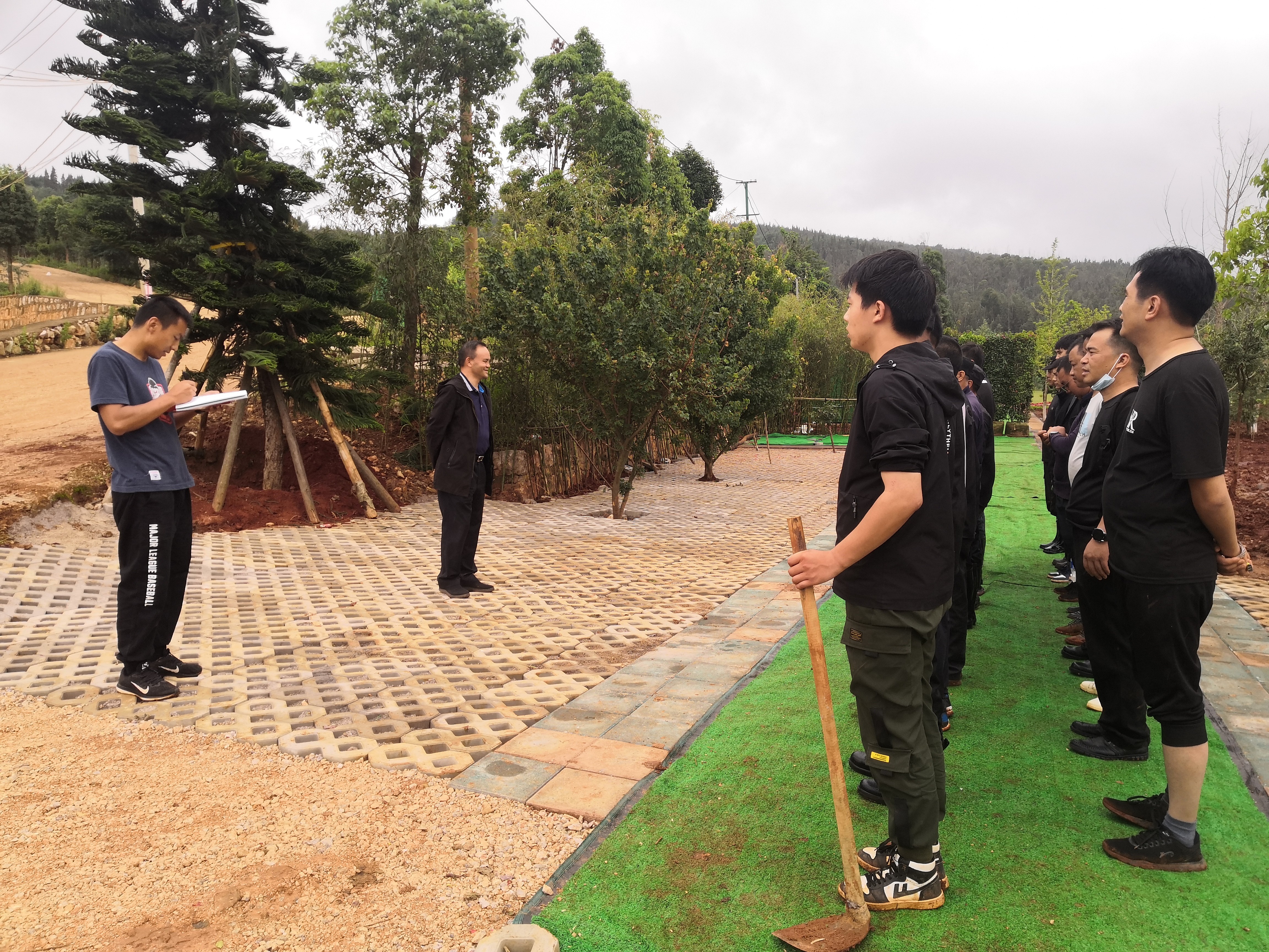 服务涵盖昆明无人机培训、昆明保安服务、昆明物业服务、昆明宠物医疗美容、昆明职业技能培训服务、昆明广告策划、昆明安防监控。