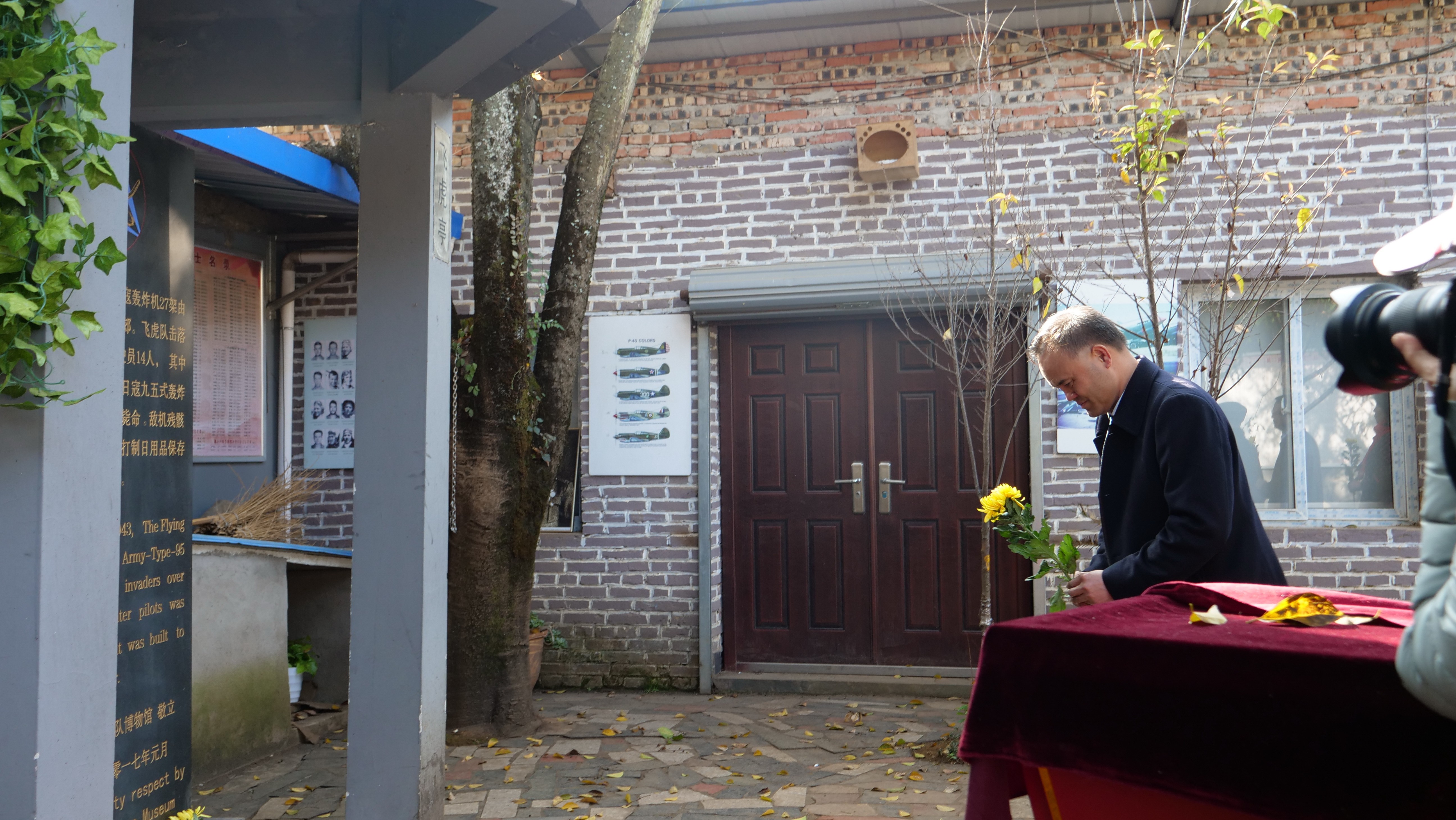 服务涵盖昆明无人机培训、昆明保安服务、昆明物业服务、昆明宠物医疗美容、昆明职业技能培训服务、昆明广告策划、昆明安防监控。