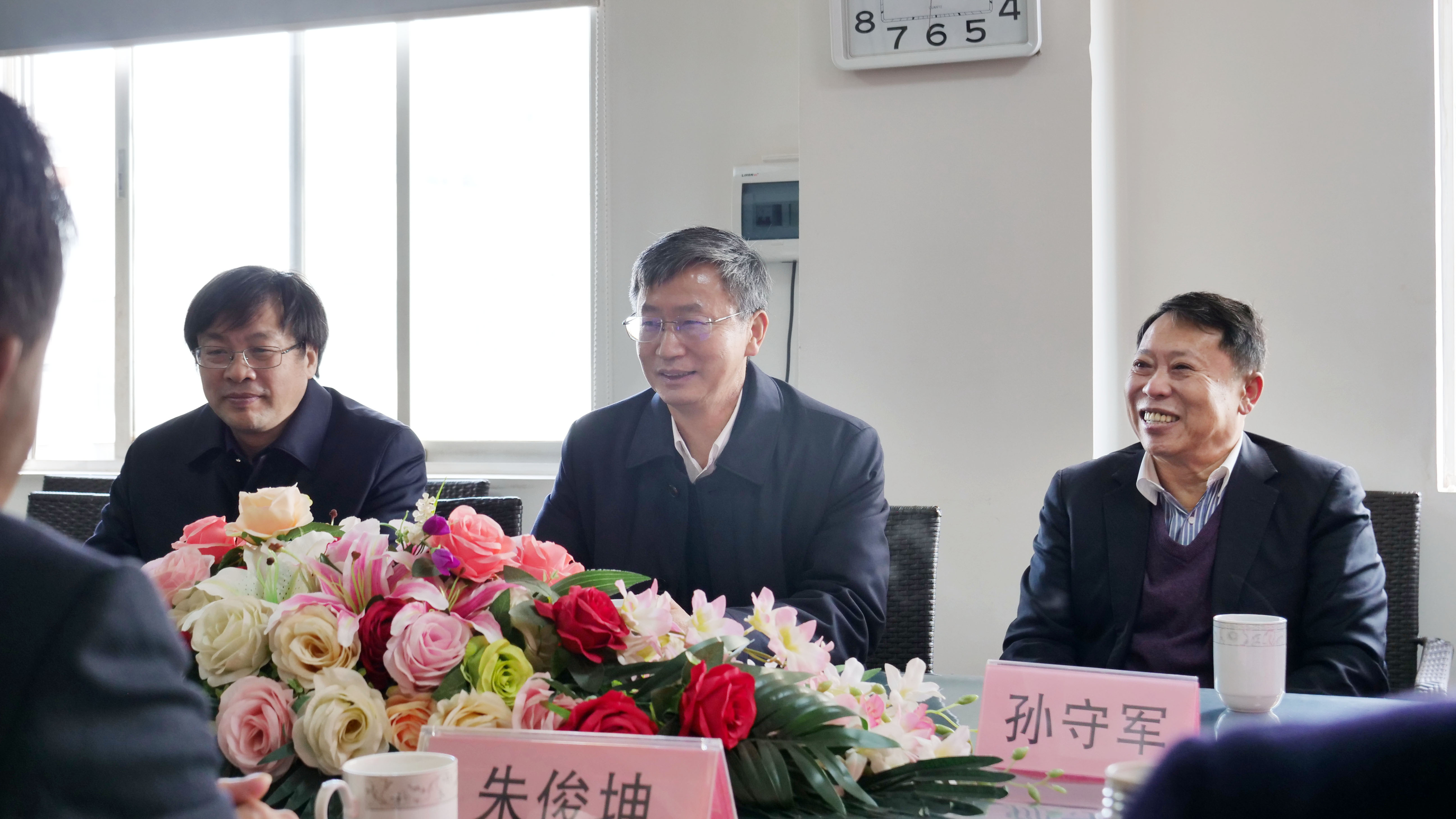 服务涵盖昆明无人机培训、昆明保安服务、昆明物业服务、昆明宠物医疗美容、昆明职业技能培训服务、昆明广告策划、昆明安防监控。