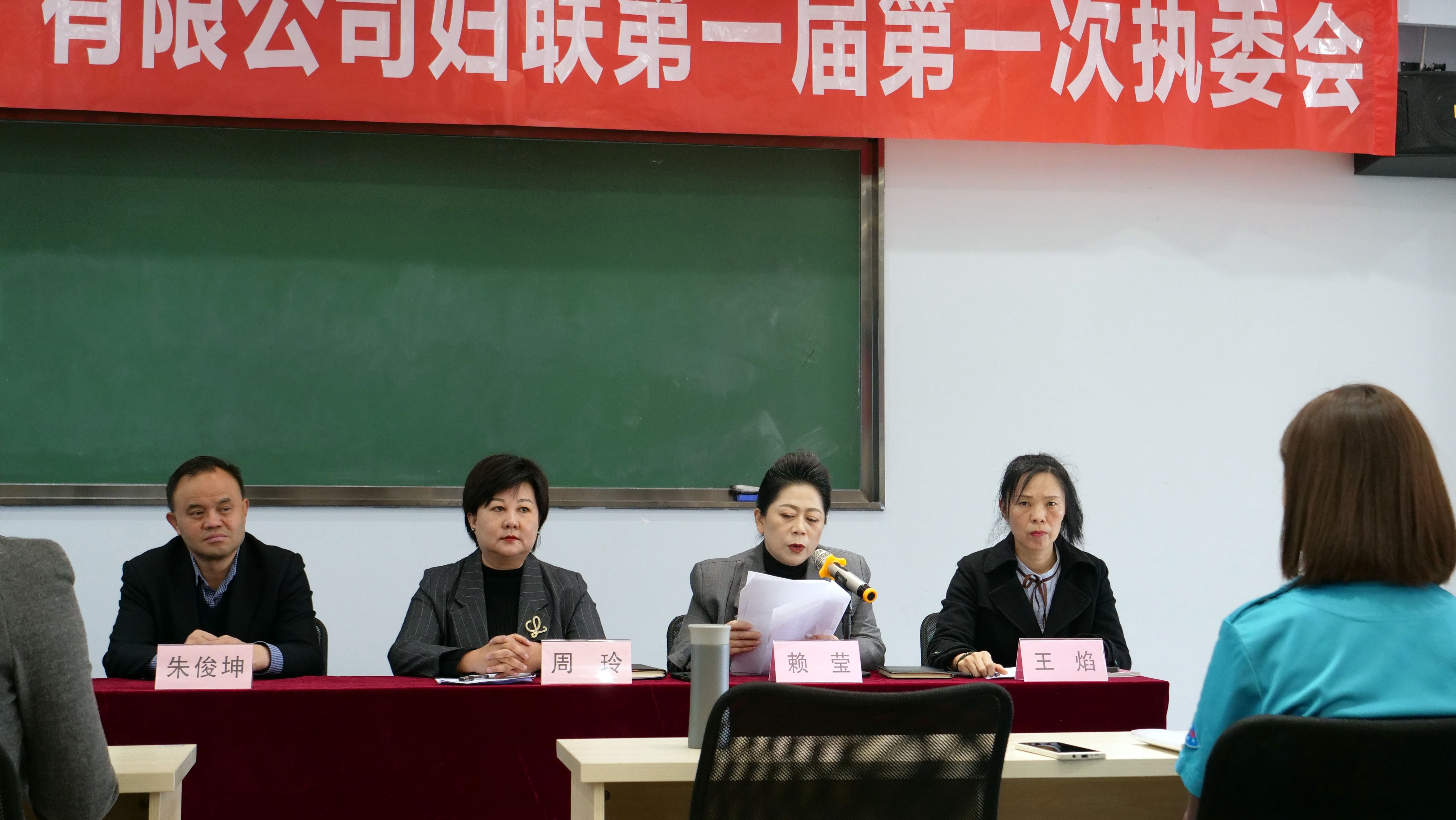 服务涵盖昆明无人机培训、昆明保安服务、昆明物业服务、昆明宠物医疗美容、昆明职业技能培训服务、昆明广告策划、昆明安防监控。