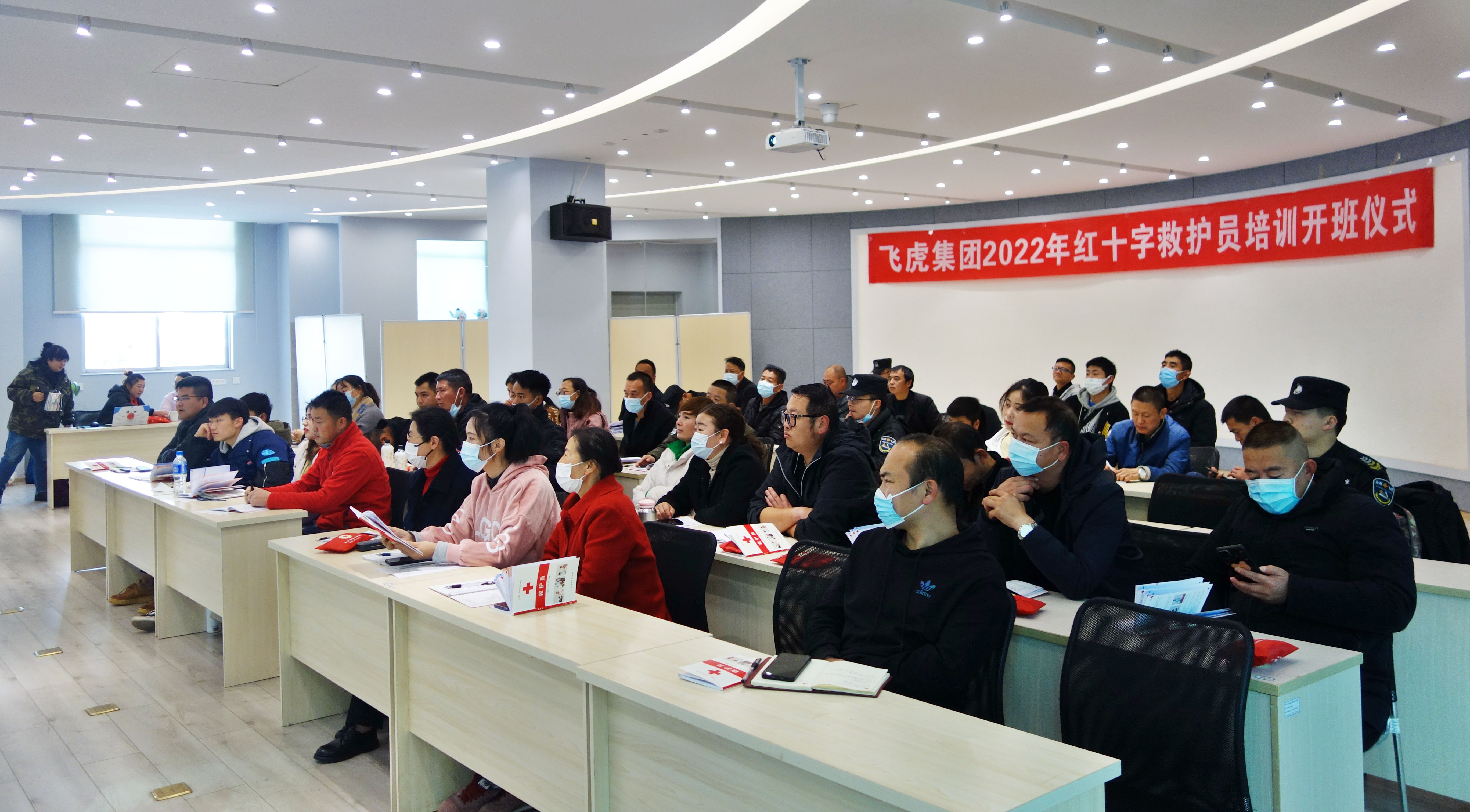 服务涵盖昆明无人机培训、昆明保安服务、昆明物业服务、昆明宠物医疗美容、昆明职业技能培训服务、昆明广告策划、昆明安防监控。