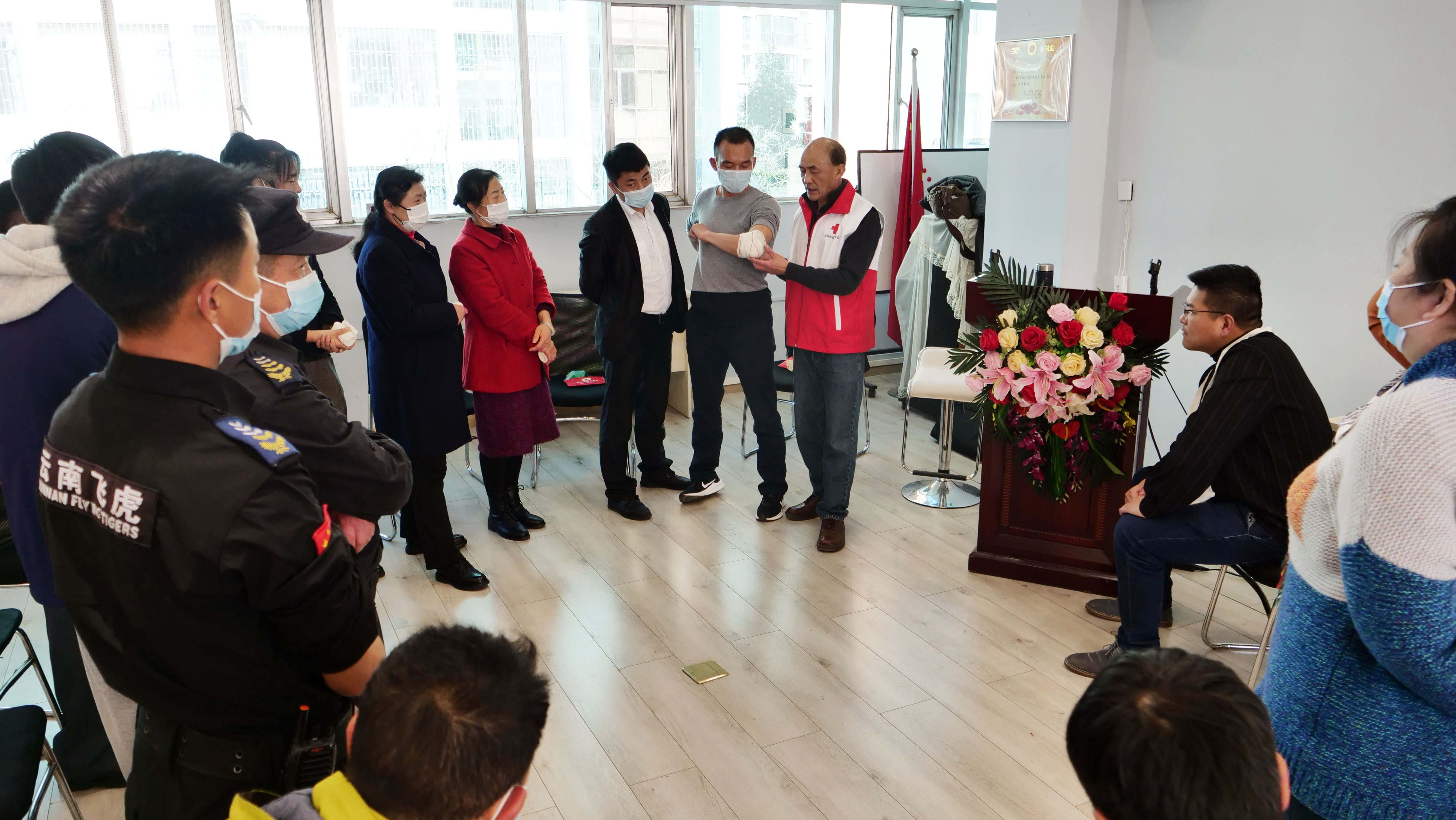 服务涵盖昆明无人机培训、昆明保安服务、昆明物业服务、昆明宠物医疗美容、昆明职业技能培训服务、昆明广告策划、昆明安防监控。