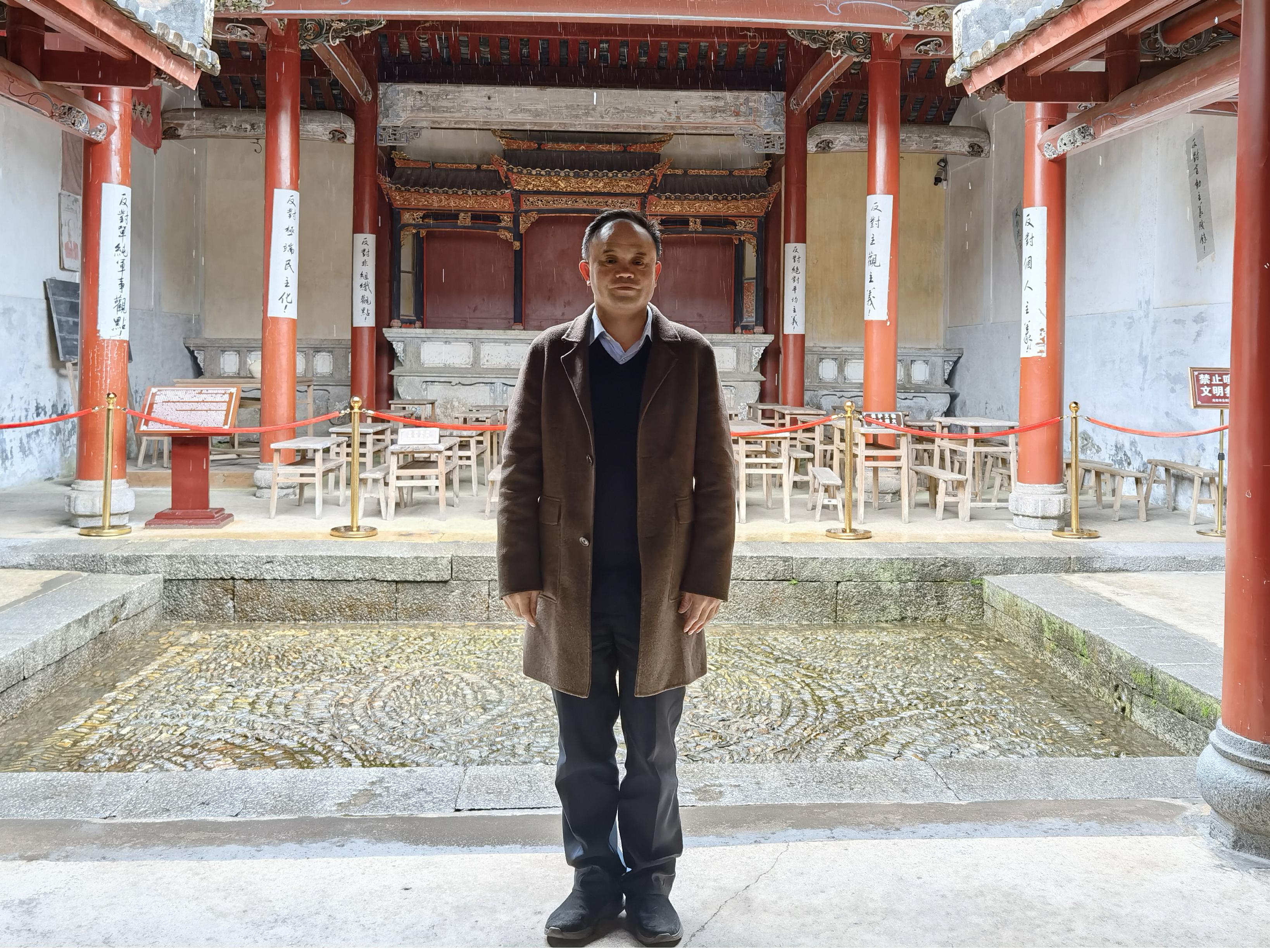 服务涵盖昆明无人机培训、昆明保安服务、昆明物业服务、昆明宠物医疗美容、昆明职业技能培训服务、昆明广告策划、昆明安防监控。