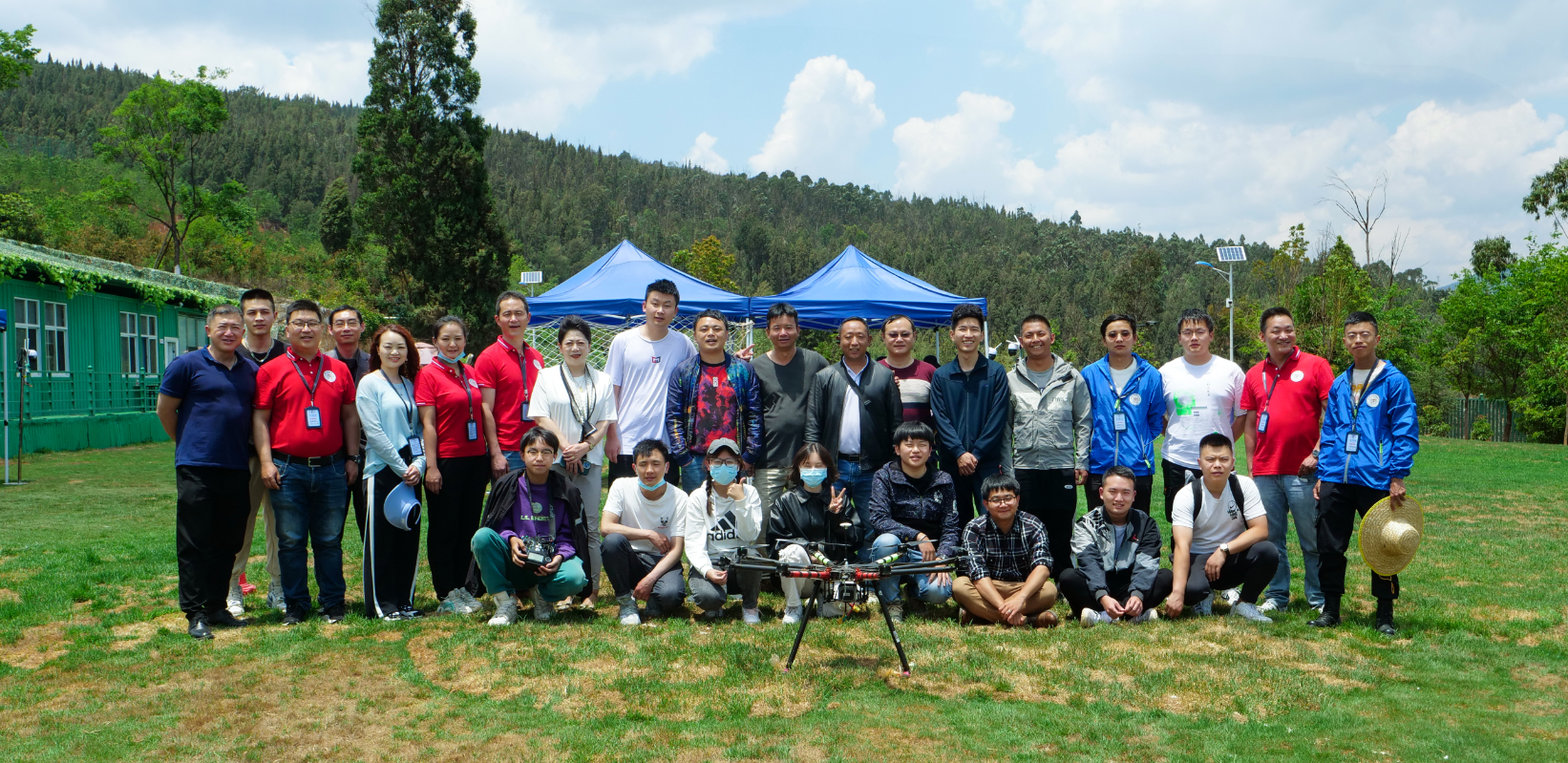 服务涵盖昆明无人机培训、昆明保安服务、昆明物业服务、昆明宠物医疗美容、昆明职业技能培训服务、昆明广告策划、昆明安防监控。