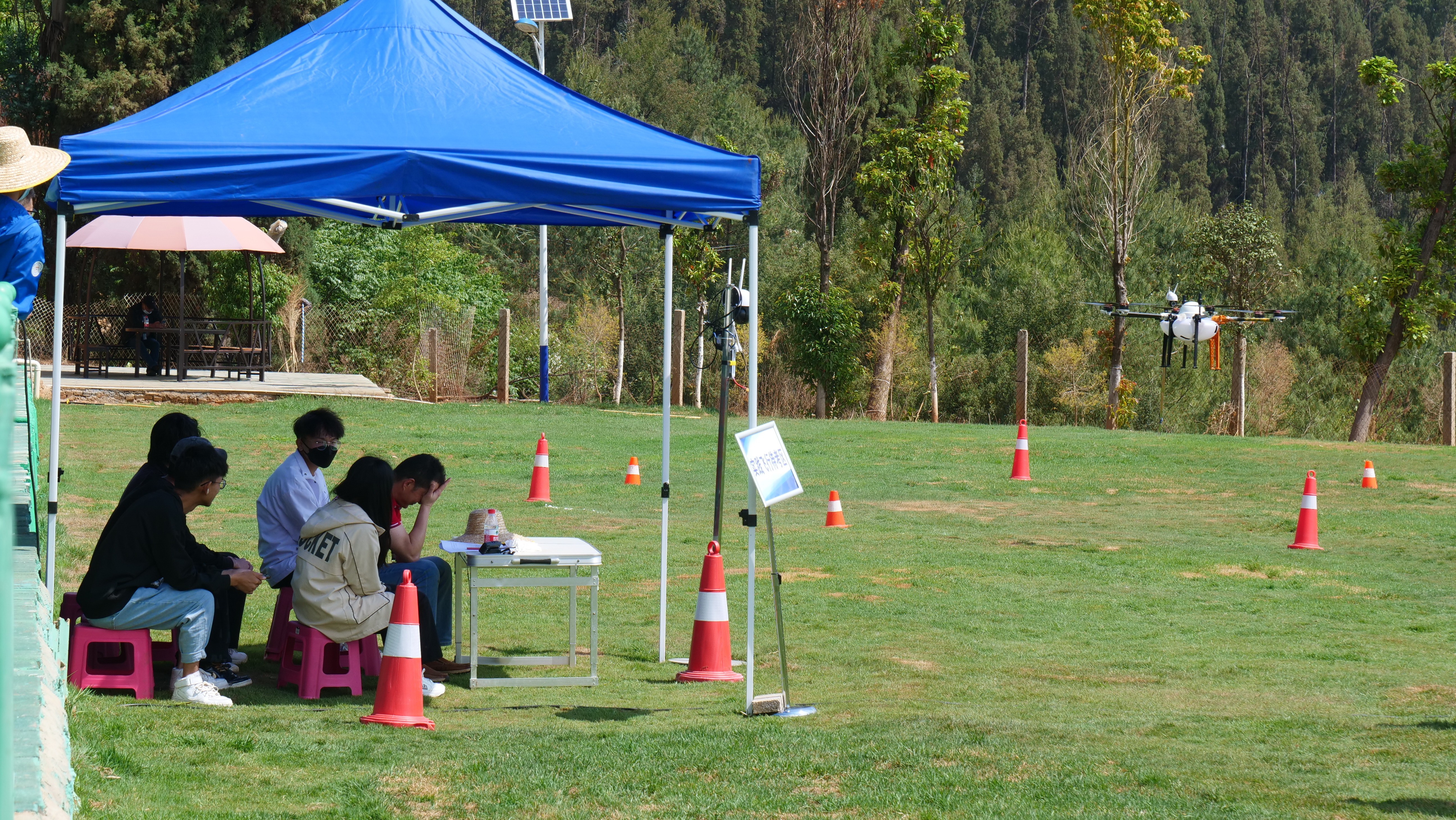 服务涵盖昆明无人机培训、昆明保安服务、昆明物业服务、昆明宠物医疗美容、昆明职业技能培训服务、昆明广告策划、昆明安防监控。