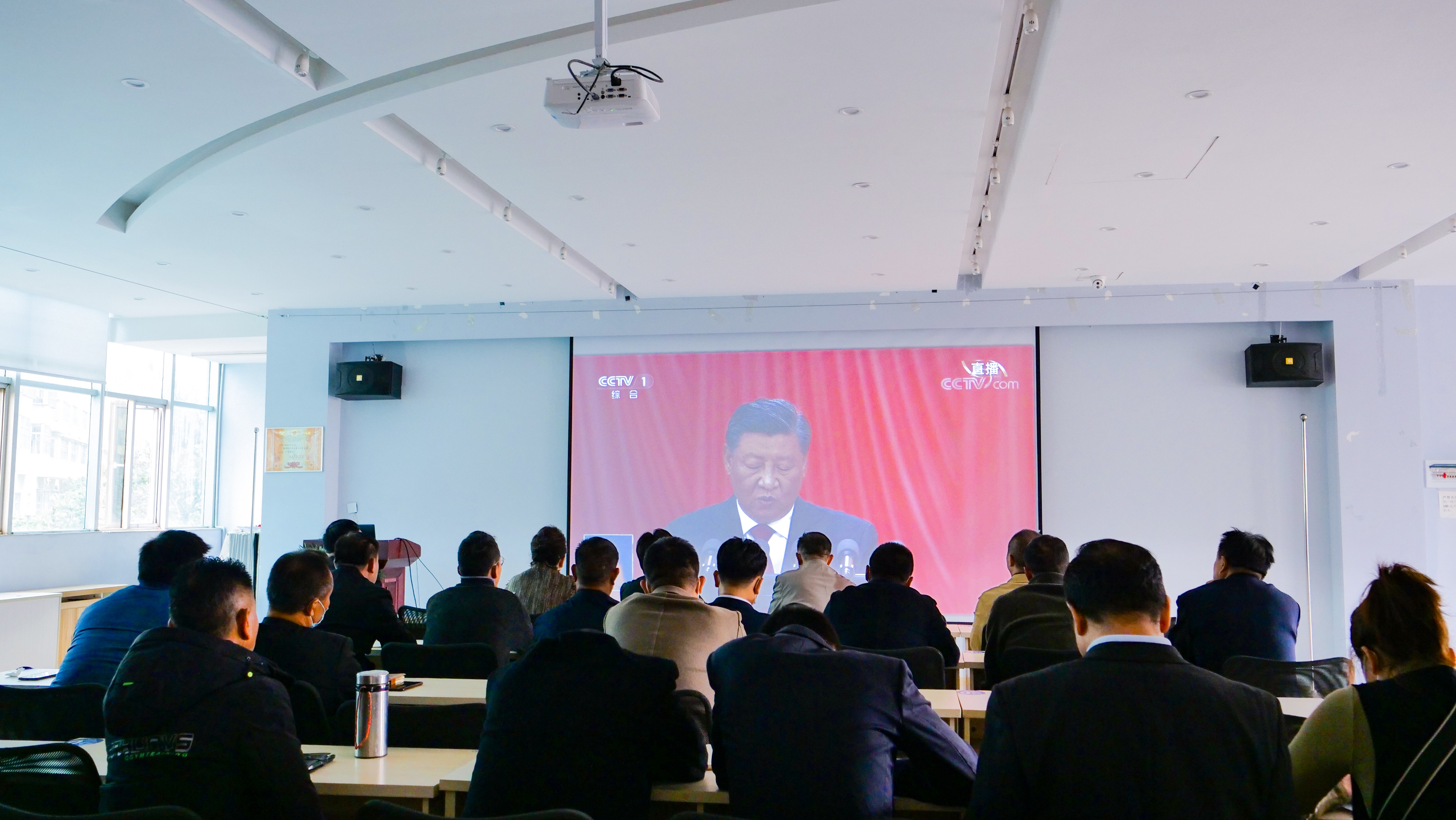 服务涵盖昆明无人机培训、昆明保安服务、昆明物业服务、昆明宠物医疗美容、昆明职业技能培训服务、昆明广告策划、昆明安防监控。