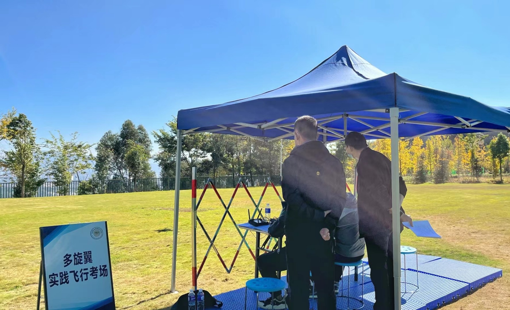 服务涵盖昆明无人机培训、昆明保安服务、昆明物业服务、昆明宠物医疗美容、昆明职业技能培训服务、昆明广告策划、昆明安防监控。