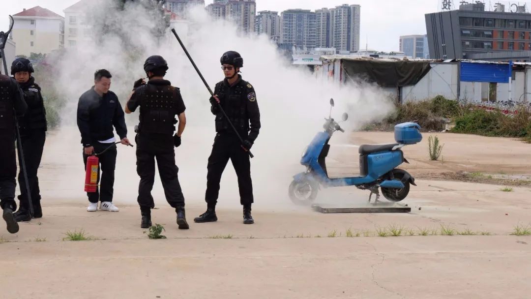 服务涵盖昆明无人机培训、昆明保安服务、昆明物业服务、昆明宠物医疗美容、昆明职业技能培训服务、昆明广告策划、昆明安防监控。