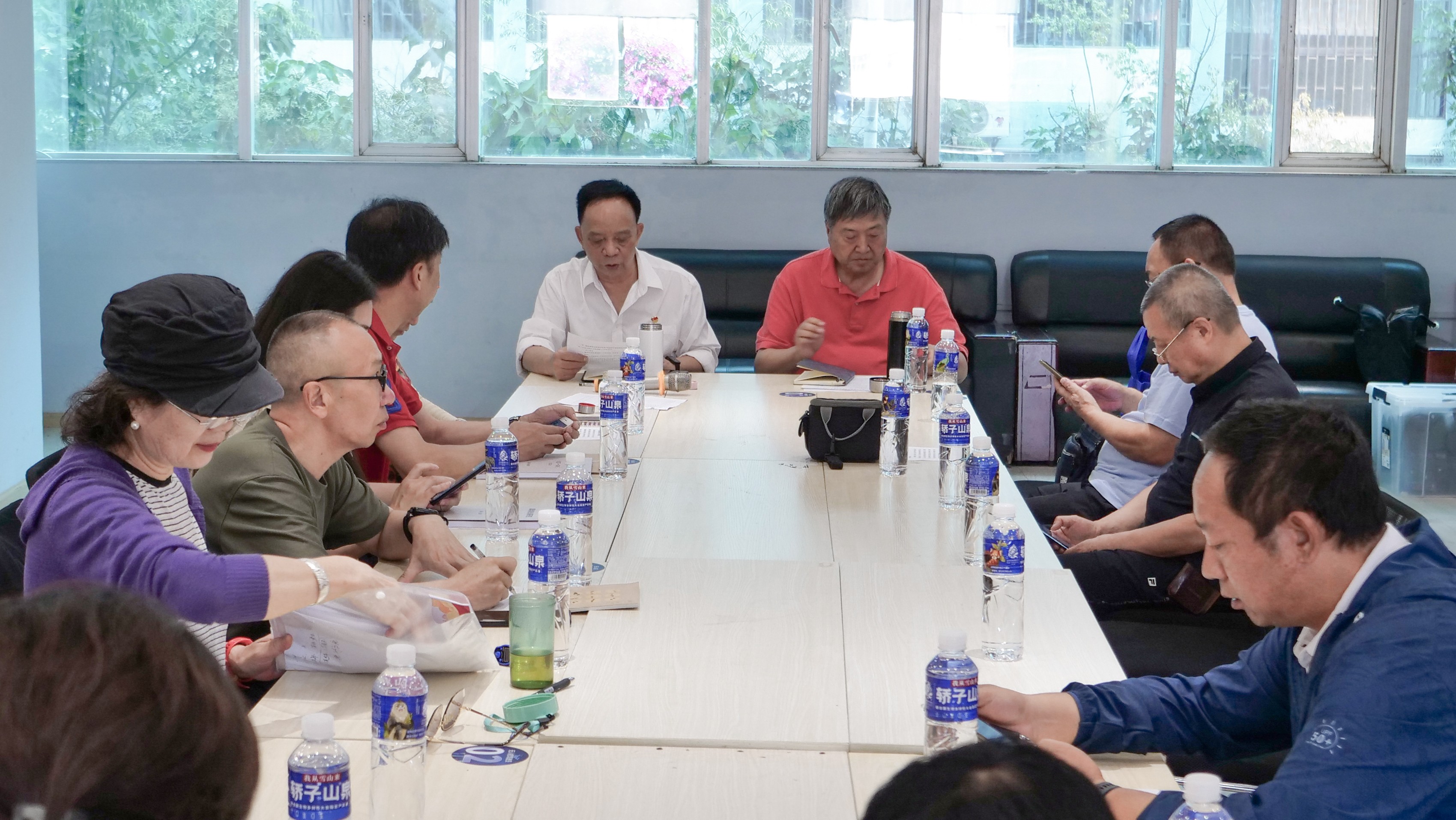 服务涵盖昆明无人机培训、昆明保安服务、昆明物业服务、昆明宠物医疗美容、昆明职业技能培训服务、昆明广告策划、昆明安防监控。