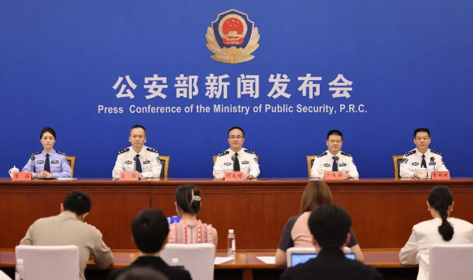 服务涵盖昆明无人机培训、昆明保安服务、昆明物业服务、昆明宠物医疗美容、昆明职业技能培训服务、昆明广告策划、昆明安防监控。