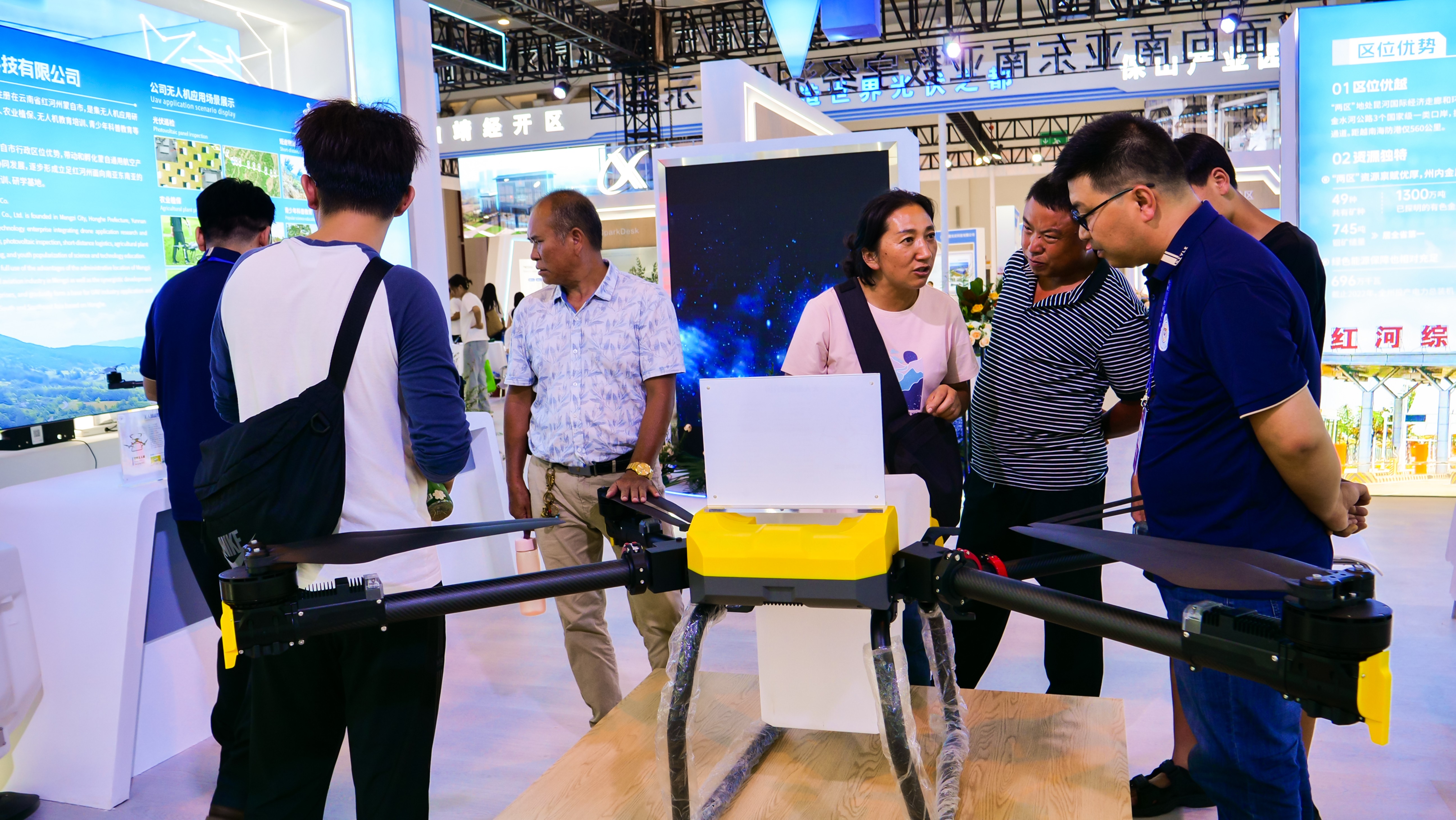 服务涵盖昆明无人机培训、昆明保安服务、昆明物业服务、昆明宠物医疗美容、昆明职业技能培训服务、昆明广告策划、昆明安防监控。