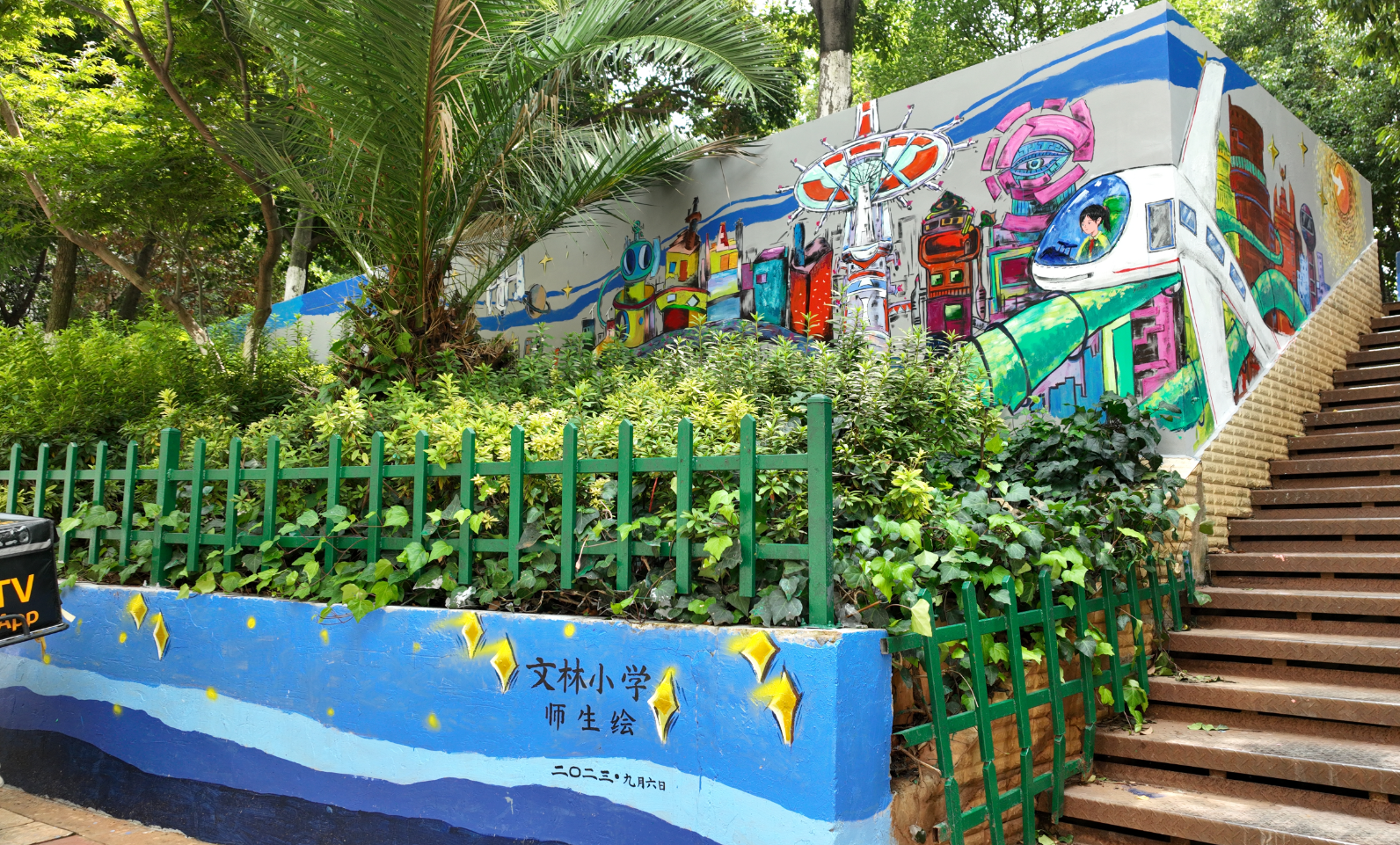 服务涵盖昆明无人机培训、昆明保安服务、昆明物业服务、昆明宠物医疗美容、昆明职业技能培训服务、昆明广告策划、昆明安防监控。