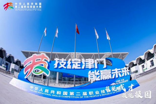 服务涵盖昆明无人机培训、昆明保安服务、昆明物业服务、昆明宠物医疗美容、昆明职业技能培训服务、昆明广告策划、昆明安防监控。