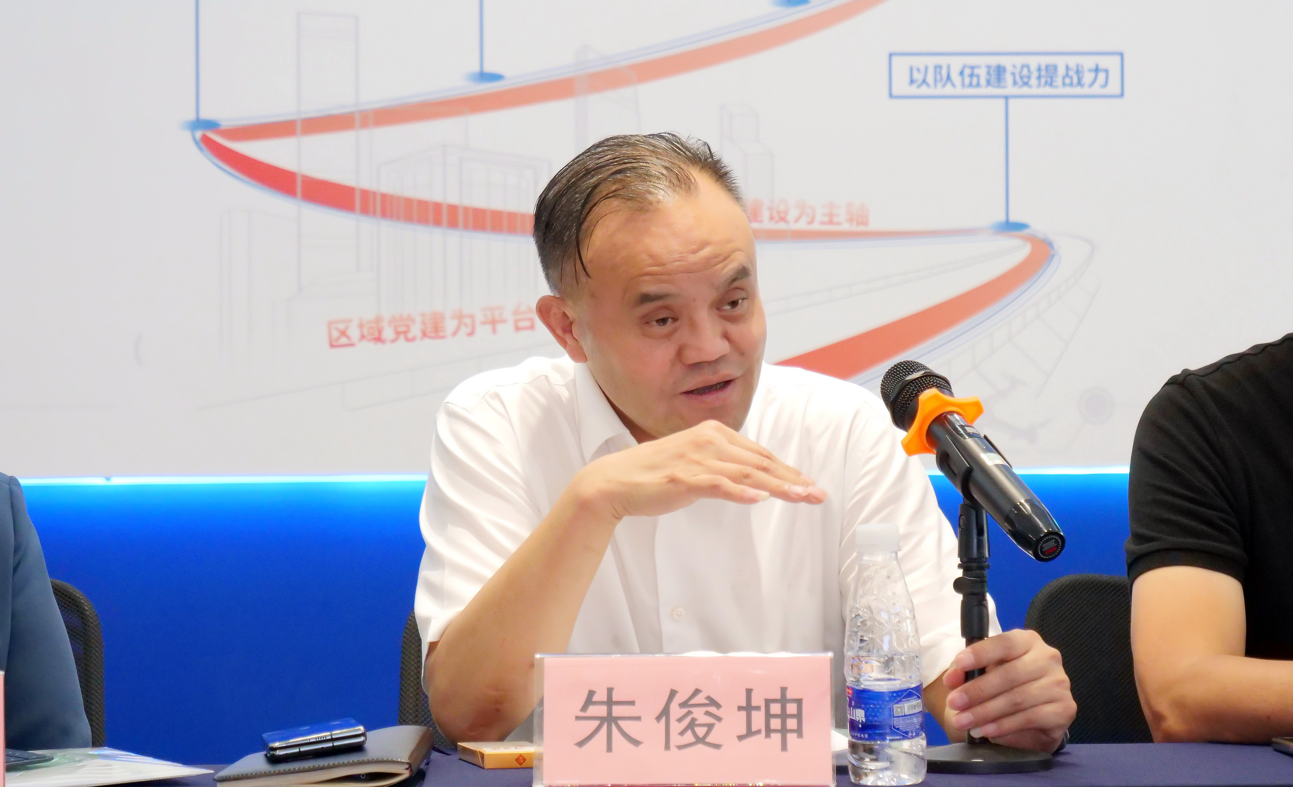 服务涵盖昆明无人机培训、昆明保安服务、昆明物业服务、昆明宠物医疗美容、昆明职业技能培训服务、昆明广告策划、昆明安防监控。