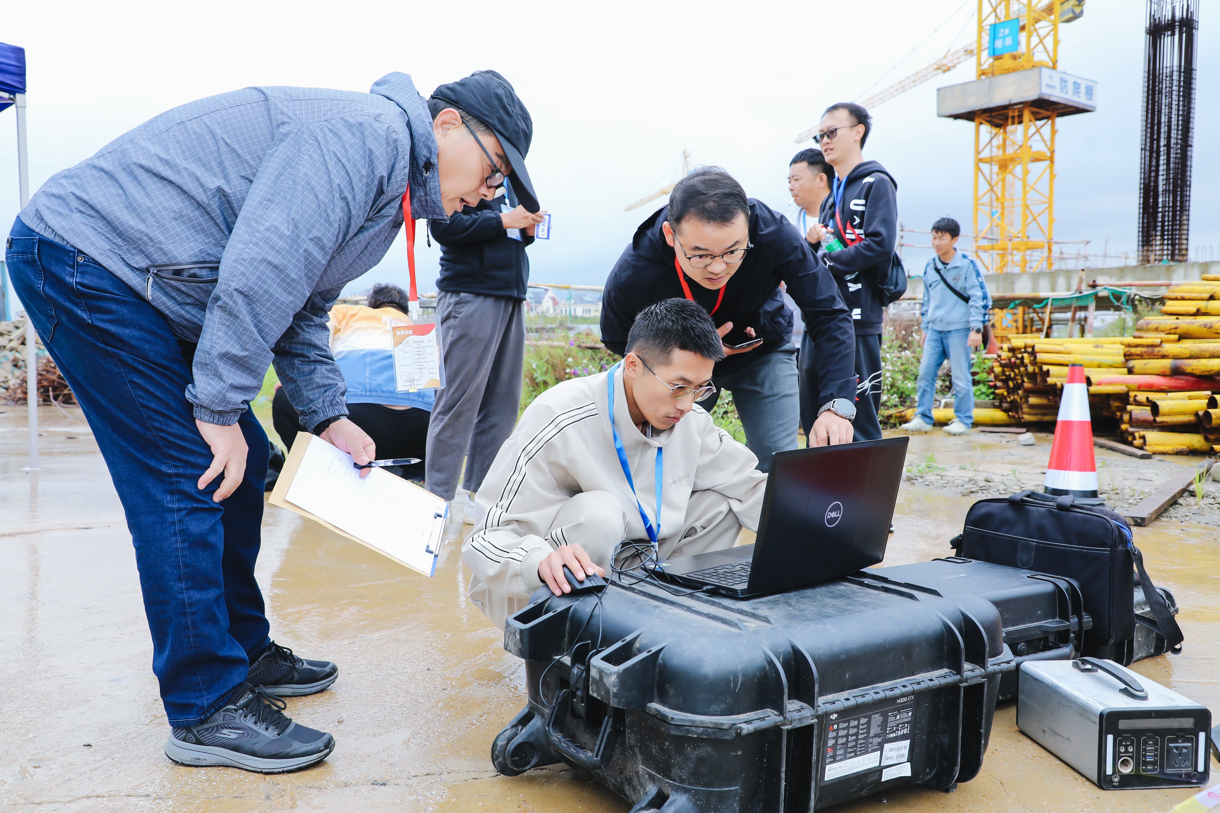 服务涵盖昆明无人机培训、昆明保安服务、昆明物业服务、昆明宠物医疗美容、昆明职业技能培训服务、昆明广告策划、昆明安防监控。