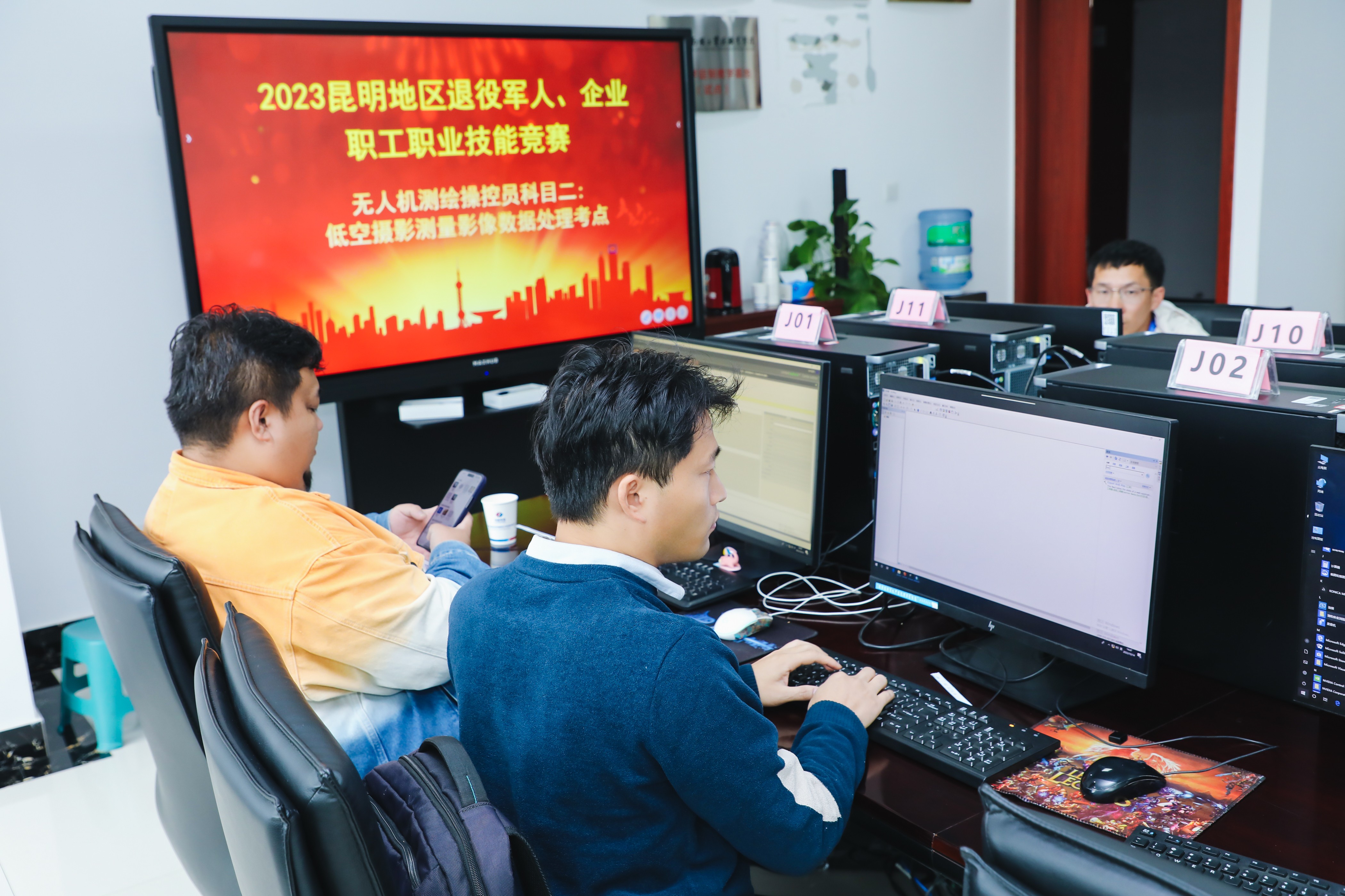 服务涵盖昆明无人机培训、昆明保安服务、昆明物业服务、昆明宠物医疗美容、昆明职业技能培训服务、昆明广告策划、昆明安防监控。