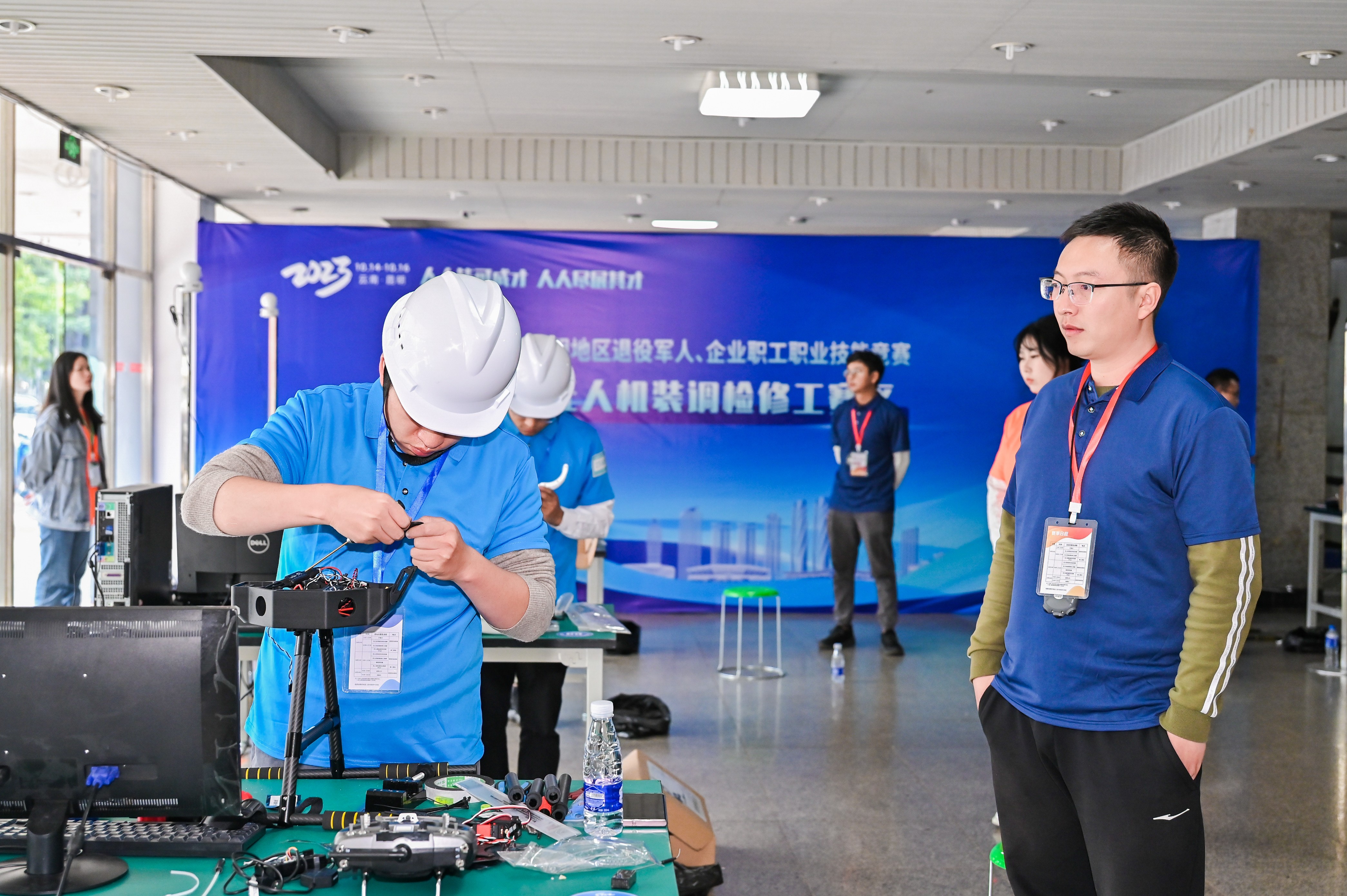 服务涵盖昆明无人机培训、昆明保安服务、昆明物业服务、昆明宠物医疗美容、昆明职业技能培训服务、昆明广告策划、昆明安防监控。