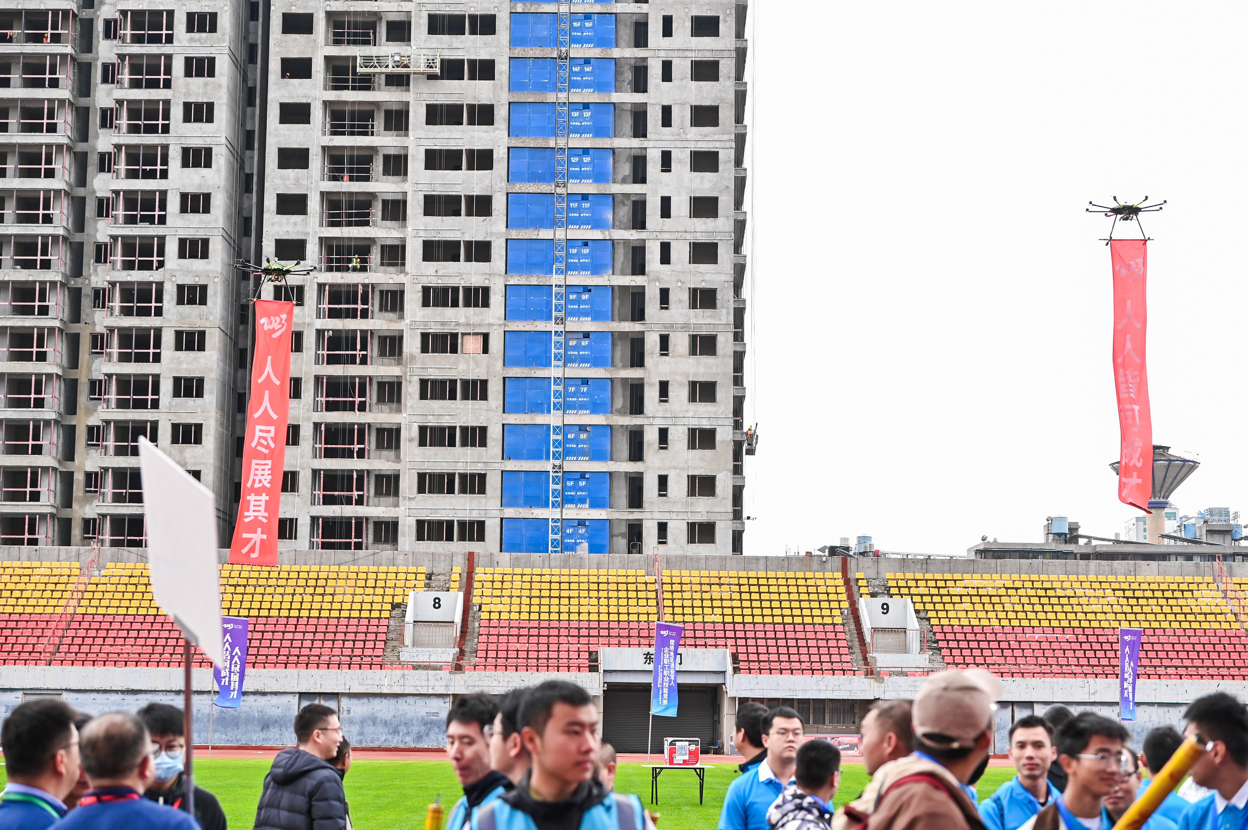 服务涵盖昆明无人机培训、昆明保安服务、昆明物业服务、昆明宠物医疗美容、昆明职业技能培训服务、昆明广告策划、昆明安防监控。