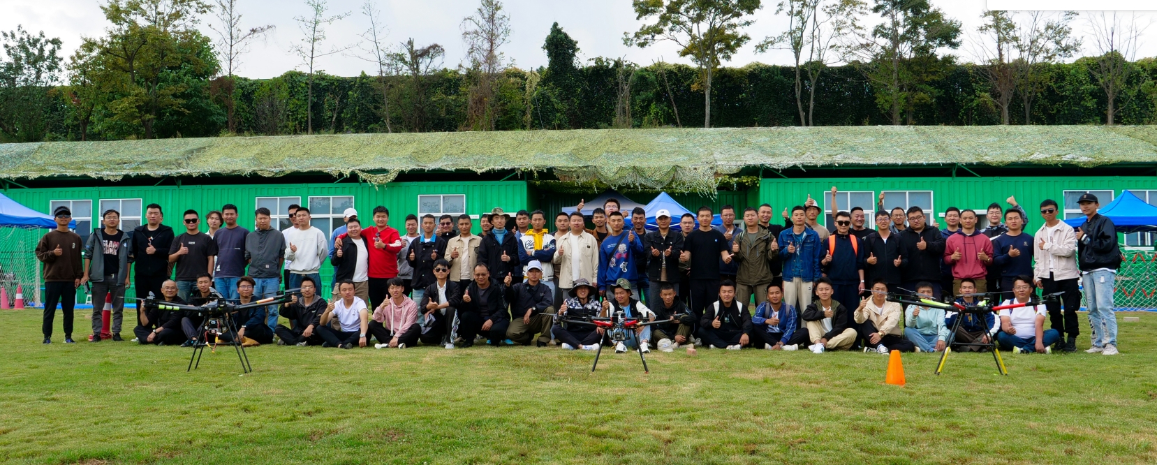 服务涵盖昆明无人机培训、昆明保安服务、昆明物业服务、昆明宠物医疗美容、昆明职业技能培训服务、昆明广告策划、昆明安防监控。