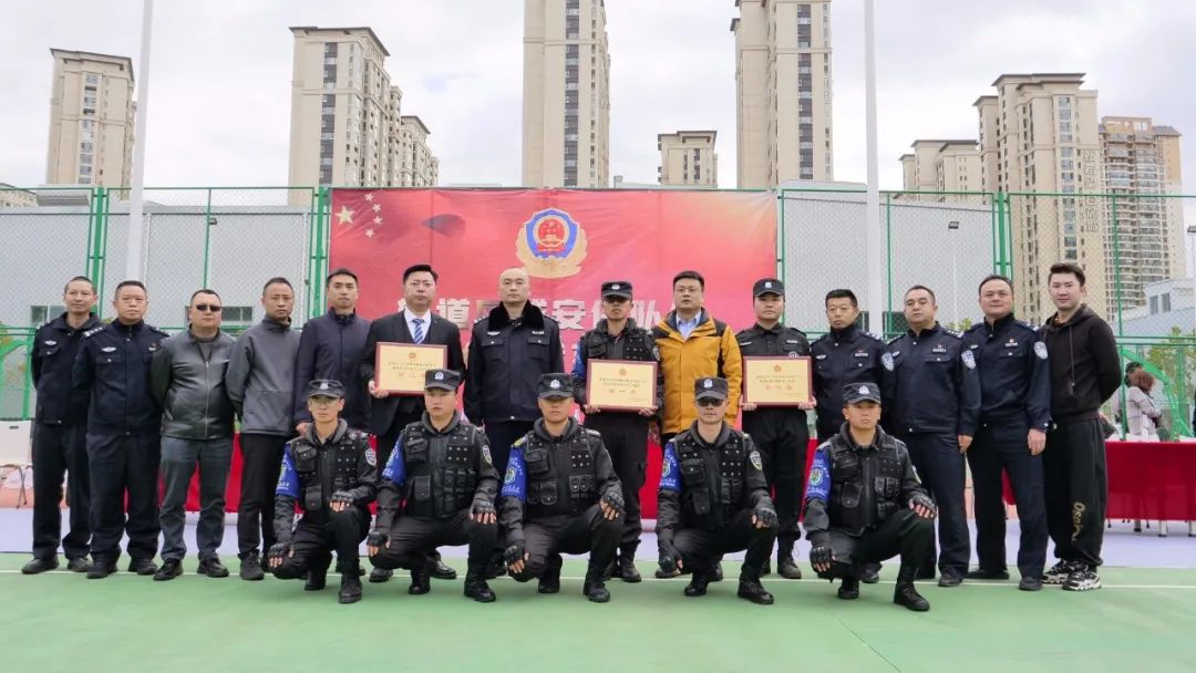 服务涵盖昆明无人机培训、昆明保安服务、昆明物业服务、昆明宠物医疗美容、昆明职业技能培训服务、昆明广告策划、昆明安防监控。