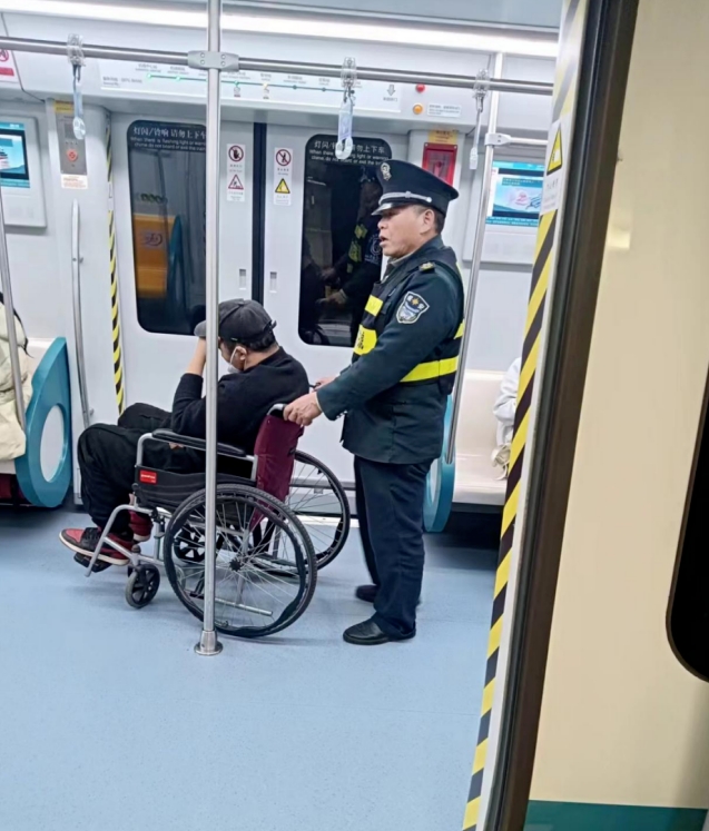 服务涵盖昆明无人机培训、昆明保安服务、昆明物业服务、昆明宠物医疗美容、昆明职业技能培训服务、昆明广告策划、昆明安防监控。