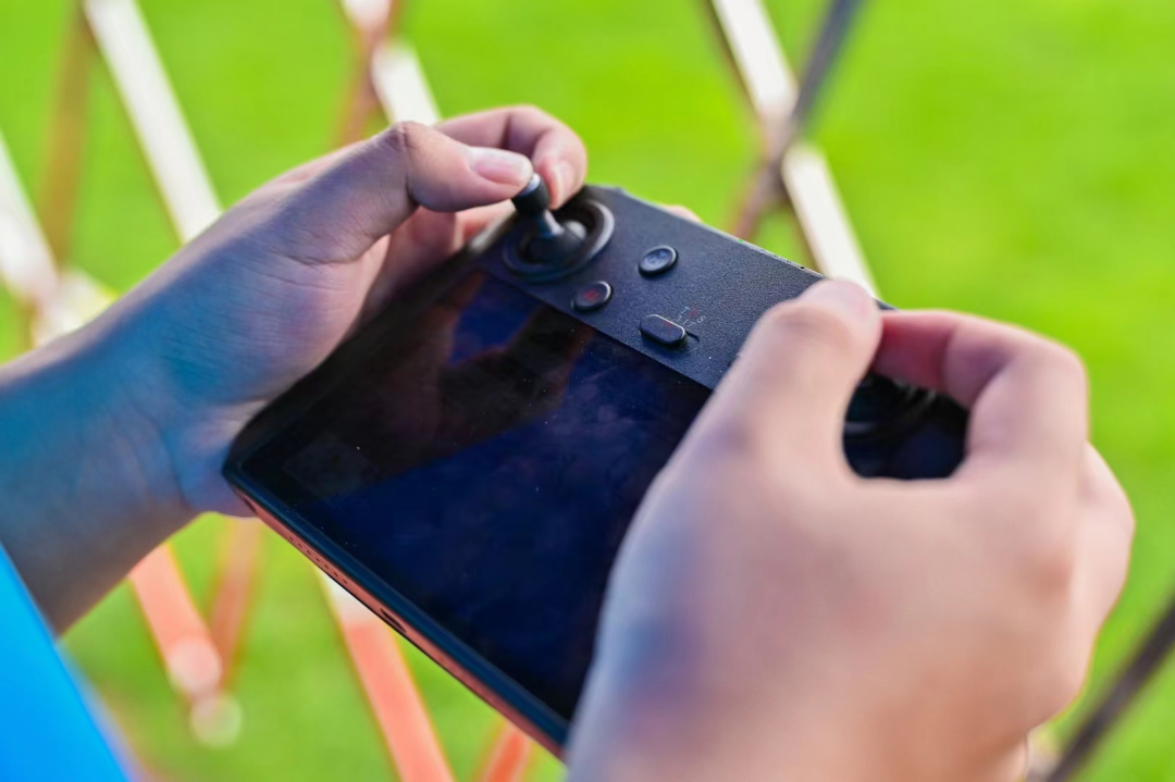 服务涵盖昆明无人机培训、昆明保安服务、昆明物业服务、昆明宠物医疗美容、昆明职业技能培训服务、昆明广告策划、昆明安防监控。