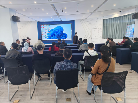 服务涵盖昆明无人机培训、昆明保安服务、昆明物业服务、昆明宠物医疗美容、昆明职业技能培训服务、昆明广告策划、昆明安防监控。