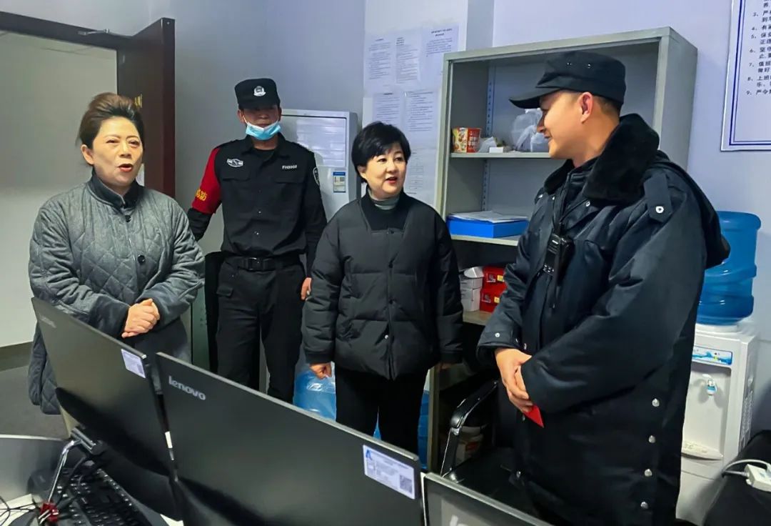 服务涵盖昆明无人机培训、昆明保安服务、昆明物业服务、昆明宠物医疗美容、昆明职业技能培训服务、昆明广告策划、昆明安防监控。