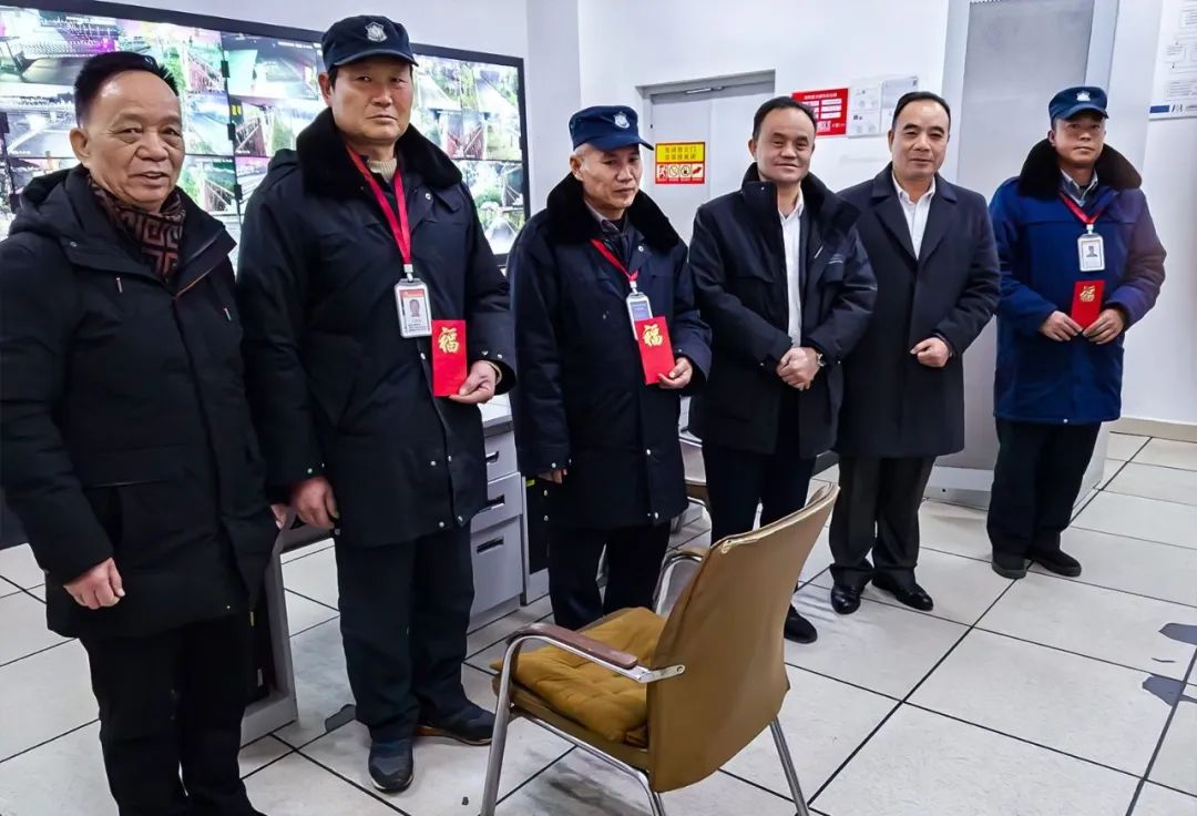 服务涵盖昆明无人机培训、昆明保安服务、昆明物业服务、昆明宠物医疗美容、昆明职业技能培训服务、昆明广告策划、昆明安防监控。