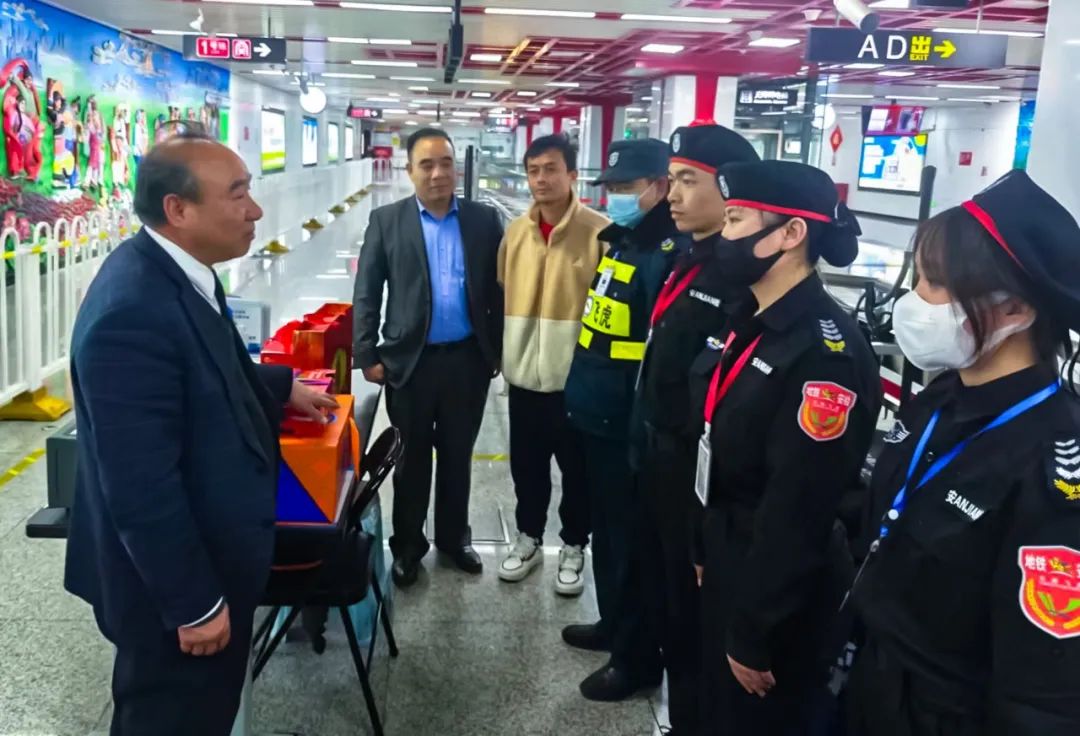 服务涵盖昆明无人机培训、昆明保安服务、昆明物业服务、昆明宠物医疗美容、昆明职业技能培训服务、昆明广告策划、昆明安防监控。