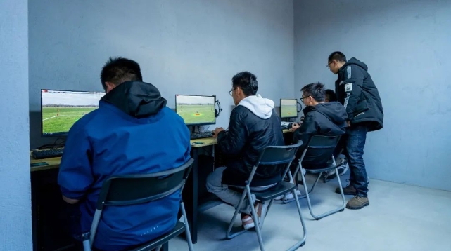 服务涵盖昆明无人机培训、昆明保安服务、昆明物业服务、昆明宠物医疗美容、昆明职业技能培训服务、昆明广告策划、昆明安防监控。