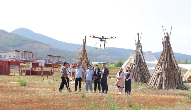 服务涵盖昆明无人机培训、昆明保安服务、昆明物业服务、昆明宠物医疗美容、昆明职业技能培训服务、昆明广告策划、昆明安防监控。