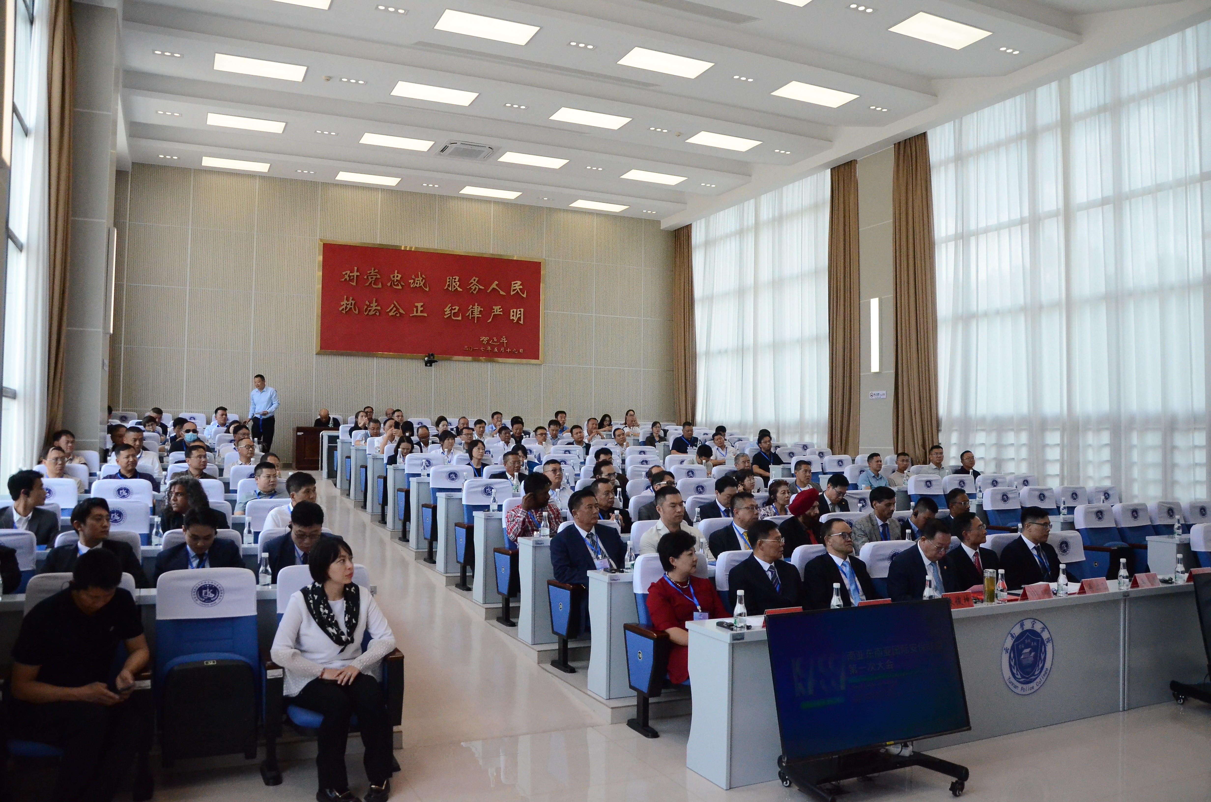 服务涵盖昆明无人机培训、昆明保安服务、昆明物业服务、昆明宠物医疗美容、昆明职业技能培训服务、昆明广告策划、昆明安防监控。