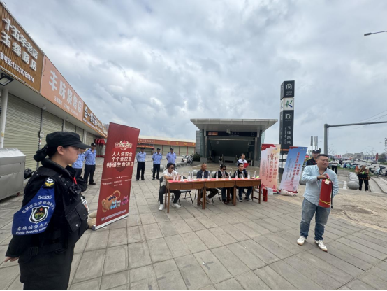 服务涵盖昆明无人机培训、昆明保安服务、昆明物业服务、昆明宠物医疗美容、昆明职业技能培训服务、昆明广告策划、昆明安防监控。