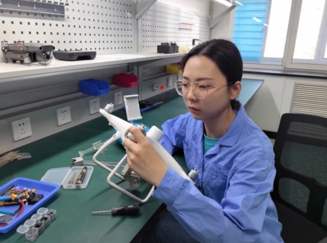 服务涵盖昆明无人机培训、昆明保安服务、昆明物业服务、昆明宠物医疗美容、昆明职业技能培训服务、昆明广告策划、昆明安防监控。