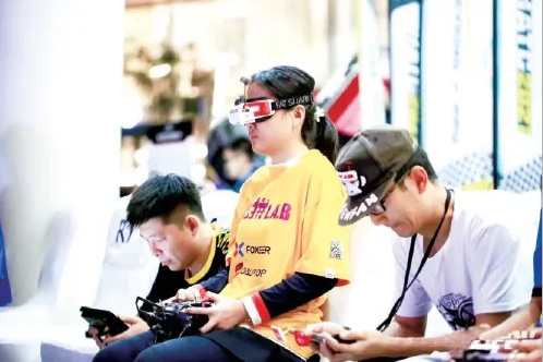 服务涵盖昆明无人机培训、昆明保安服务、昆明物业服务、昆明宠物医疗美容、昆明职业技能培训服务、昆明广告策划、昆明安防监控。