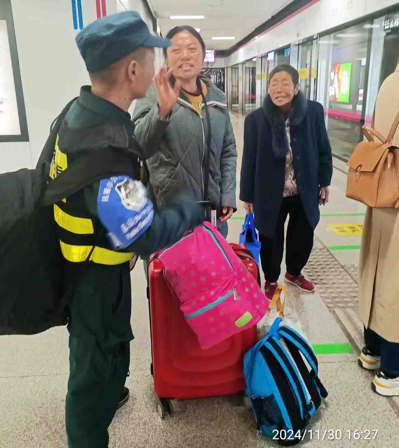 服务涵盖昆明无人机培训、昆明保安服务、昆明物业服务、昆明宠物医疗美容、昆明职业技能培训服务、昆明广告策划、昆明安防监控。