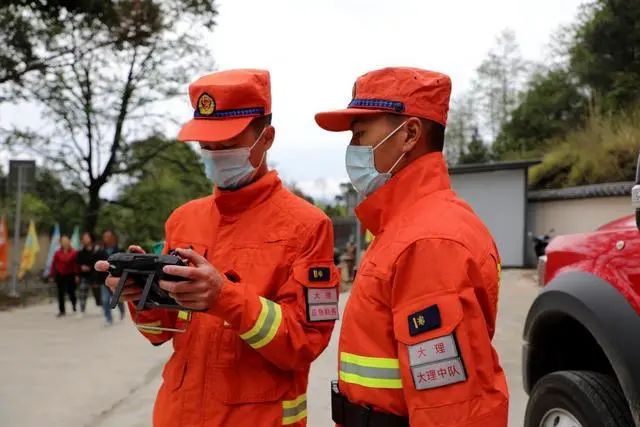 服务涵盖昆明无人机培训、昆明保安服务、昆明物业服务、昆明宠物医疗美容、昆明职业技能培训服务、昆明广告策划、昆明安防监控。