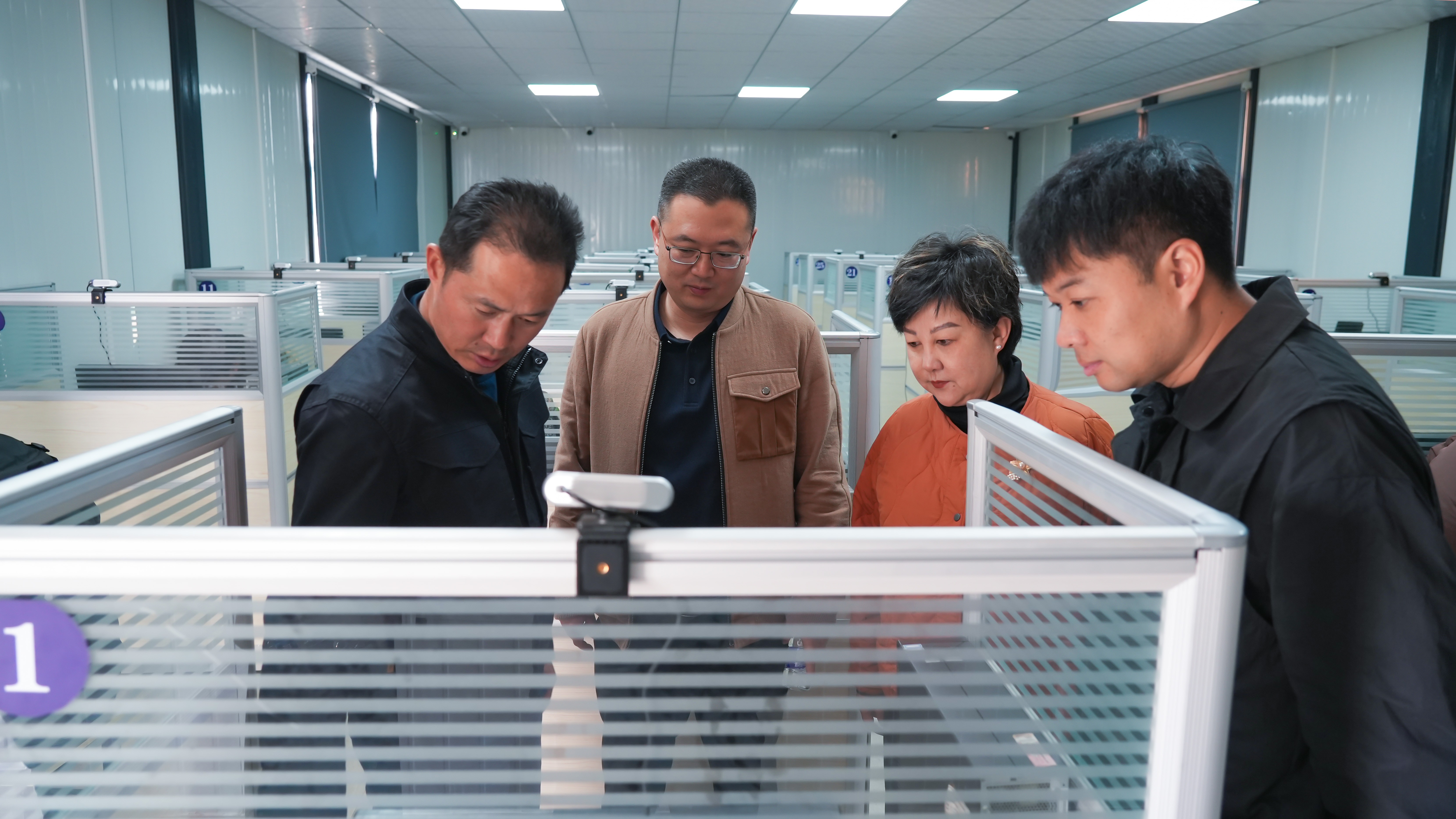 服务涵盖昆明无人机培训、昆明保安服务、昆明物业服务、昆明宠物医疗美容、昆明职业技能培训服务、昆明广告策划、昆明安防监控。